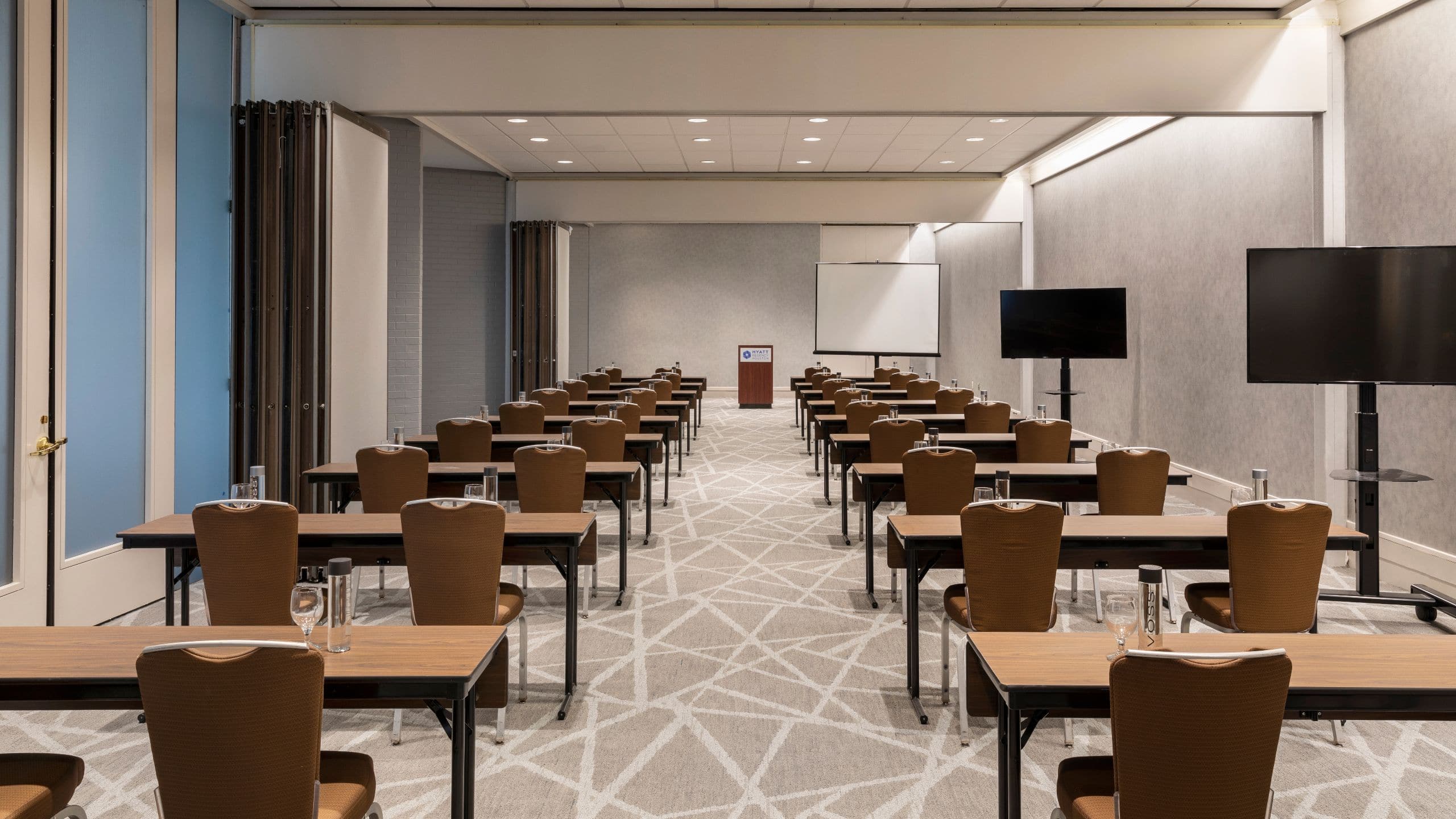 Hyatt Regency Houston Arboretums Classroom