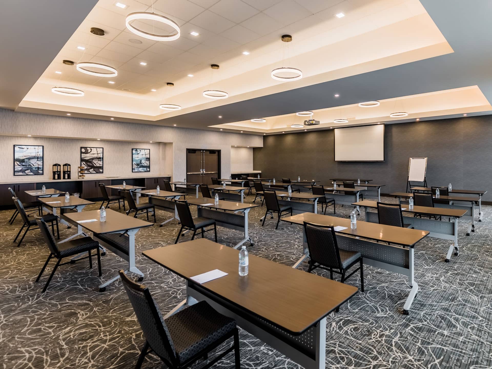 Hyatt House Winnipeg-South/Outlet Collection Ballroom