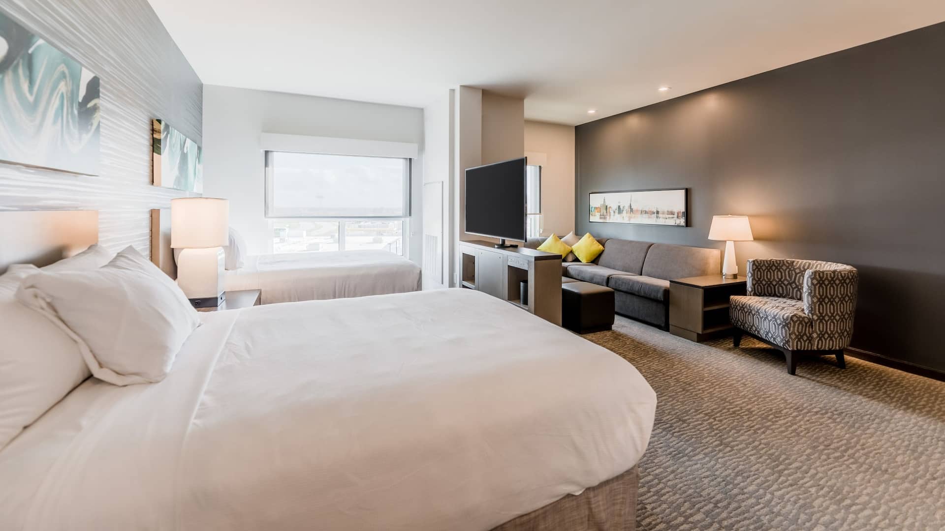 Hyatt House Winnipeg-South/Outlet Collection Two Queen Studio Beds