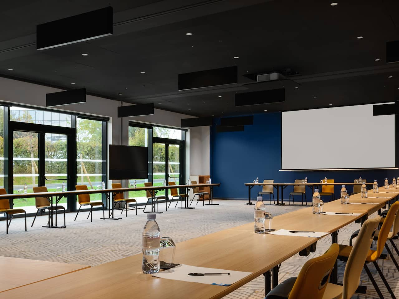 Meeting Room Detail