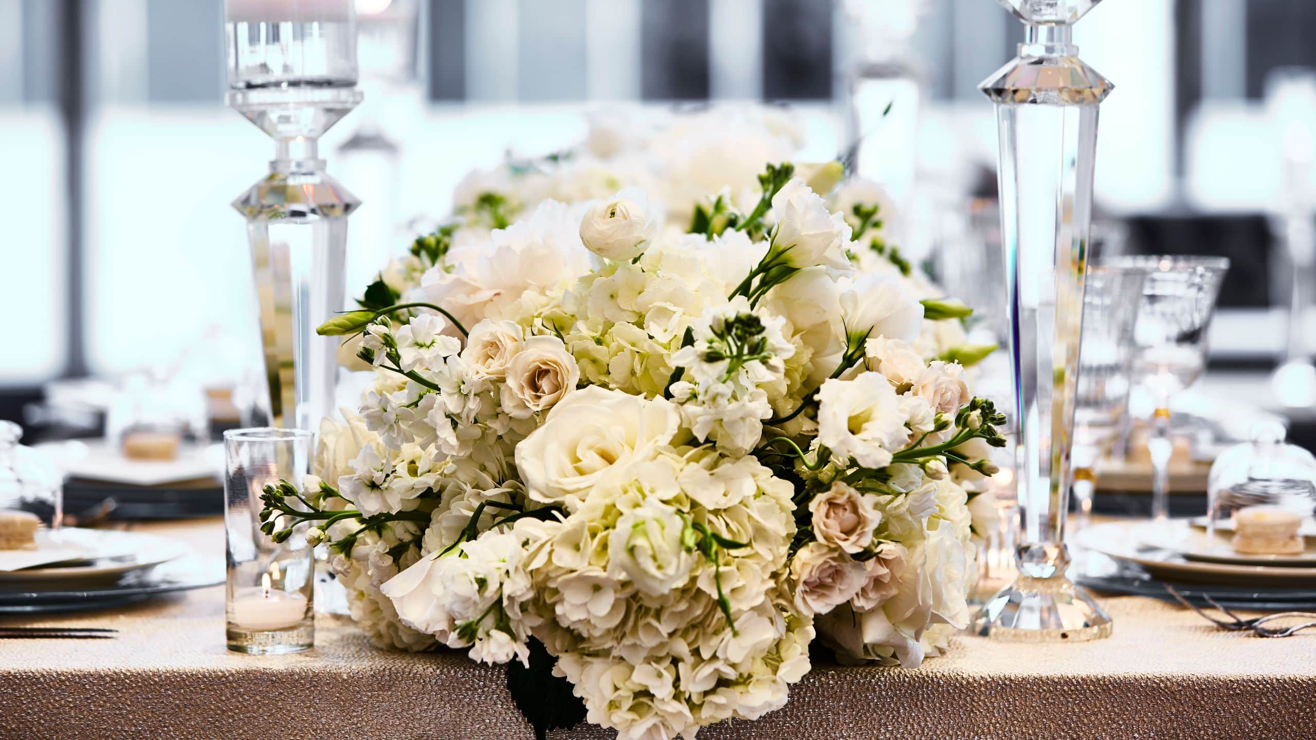 Thompson Dallas Wedding Bouquet Table