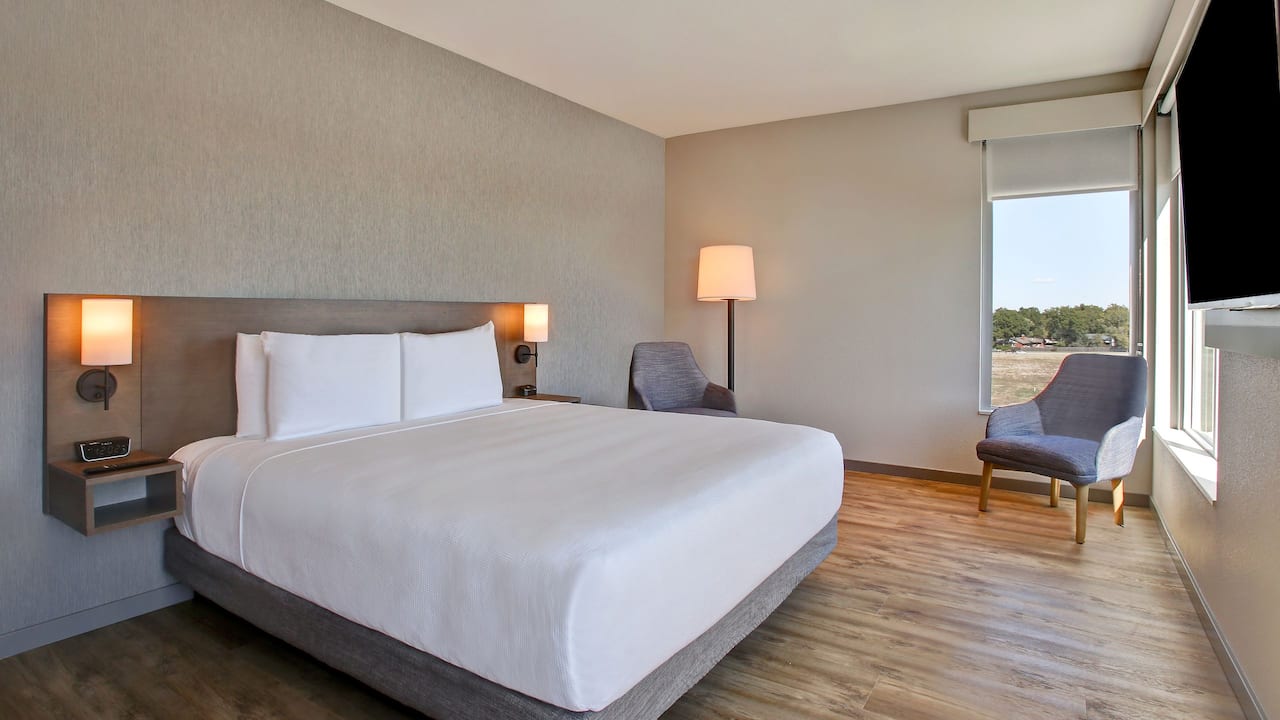 Corner Guest room