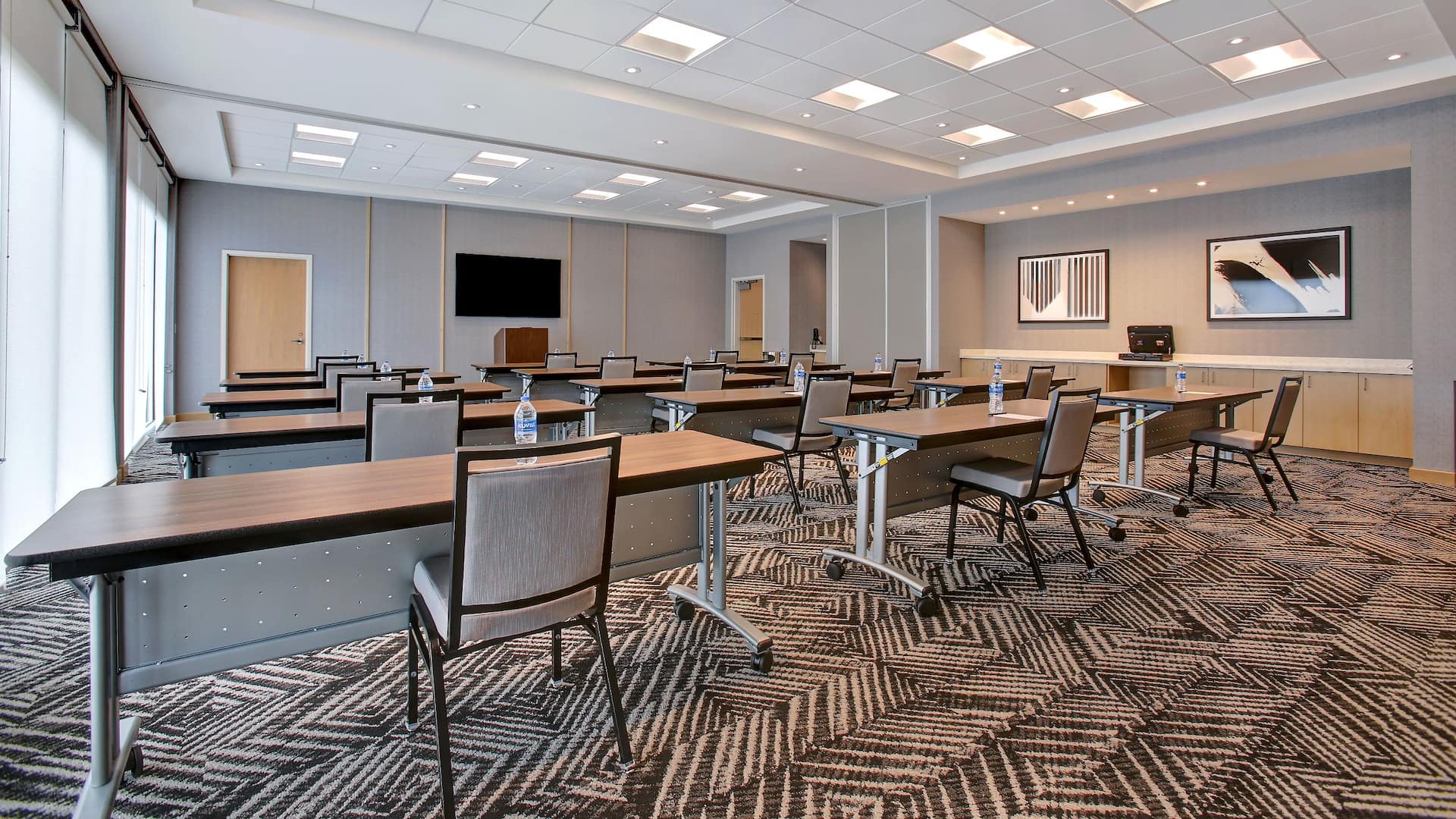 Hyatt Place at Wichita State University Shocker Ballroom Classroom Setup