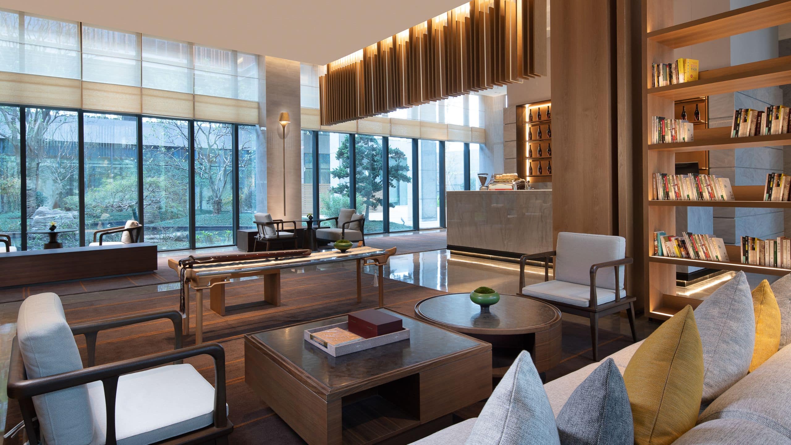 Grand WUJI Hotel Lv Qi Lobby Bar