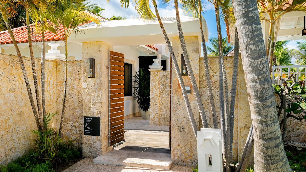 regency suite entrance