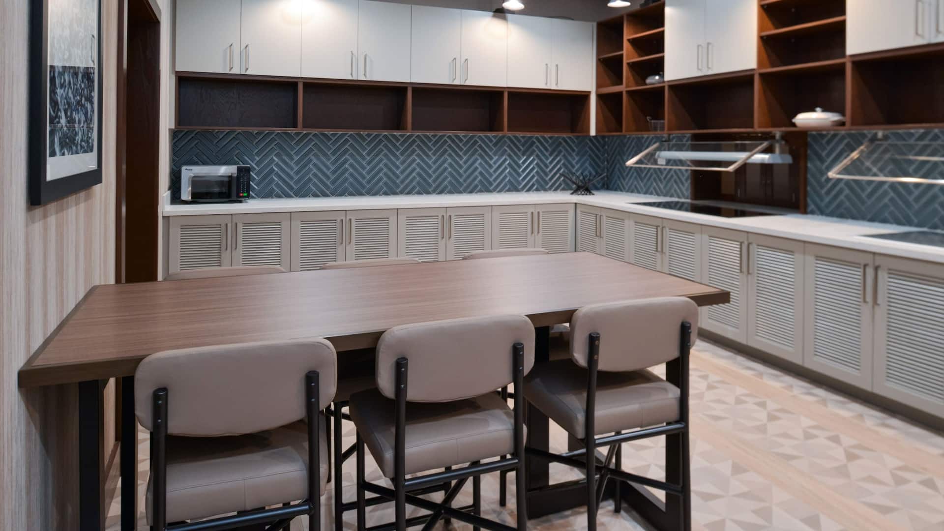Hyatt Place Dallas / Rockwall Breakfast Bar