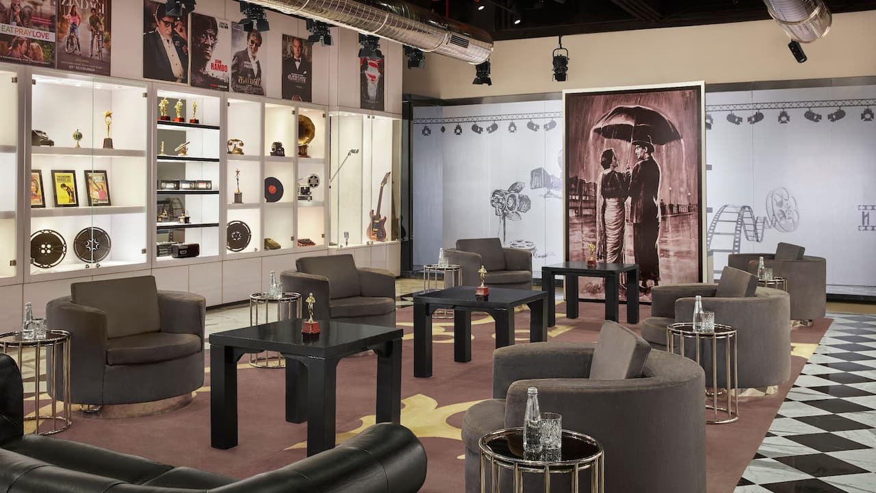 Grand-Hyatt-Mumbai-Studio-Themed-Meeting-Room