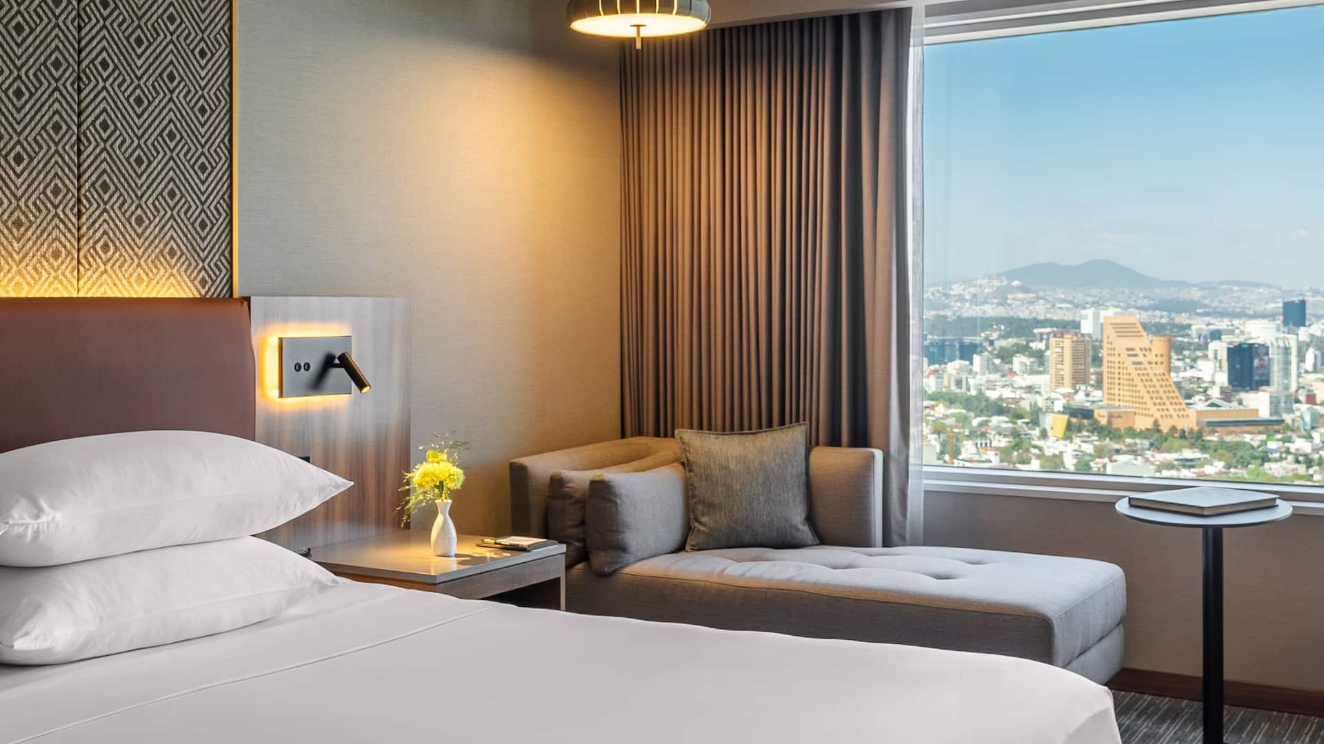 Hyatt Regency Mexico City View King Guestroom Sofa