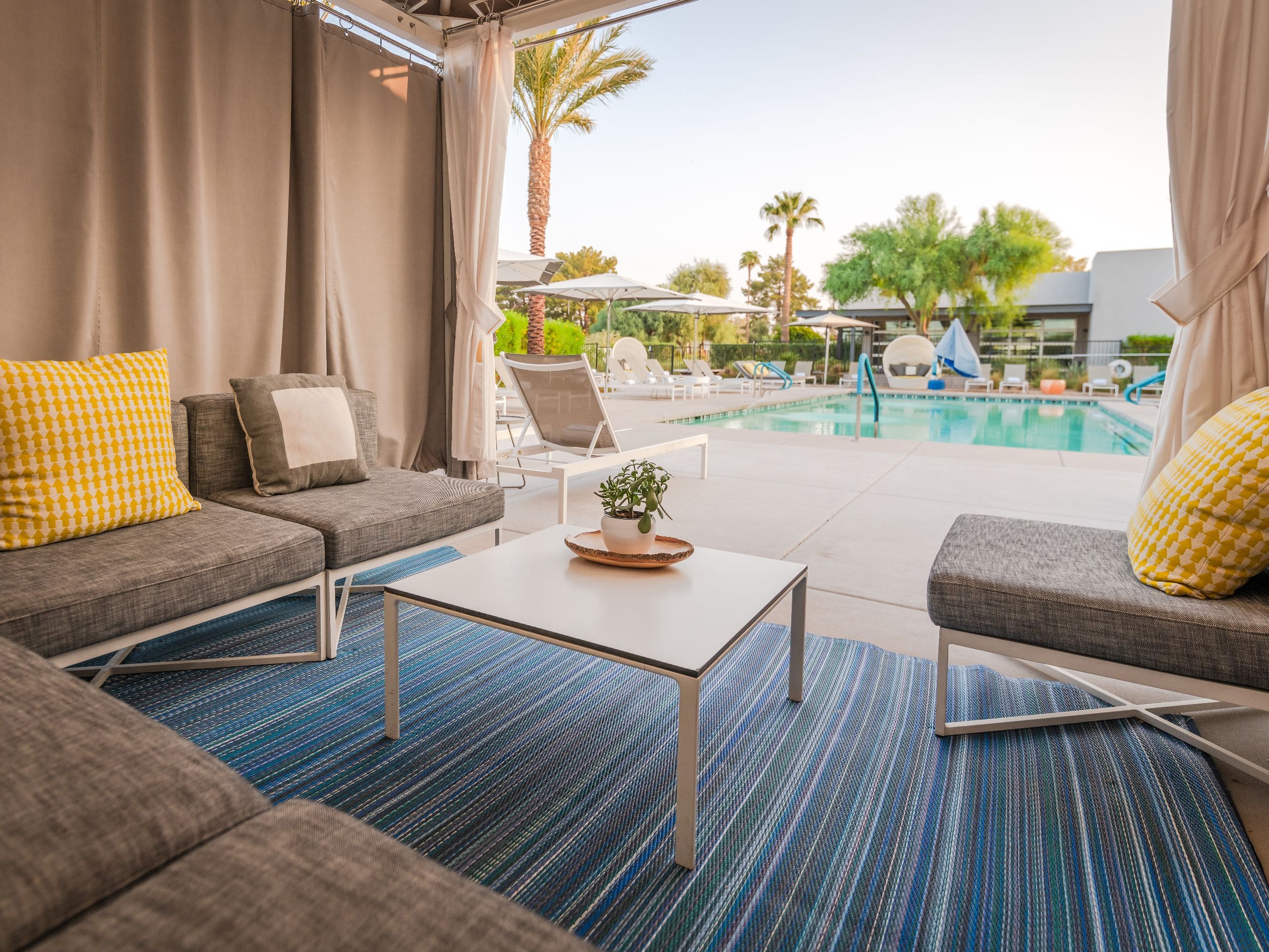 Andaz Scottsdale Resort & Bungalows Cabana Spa