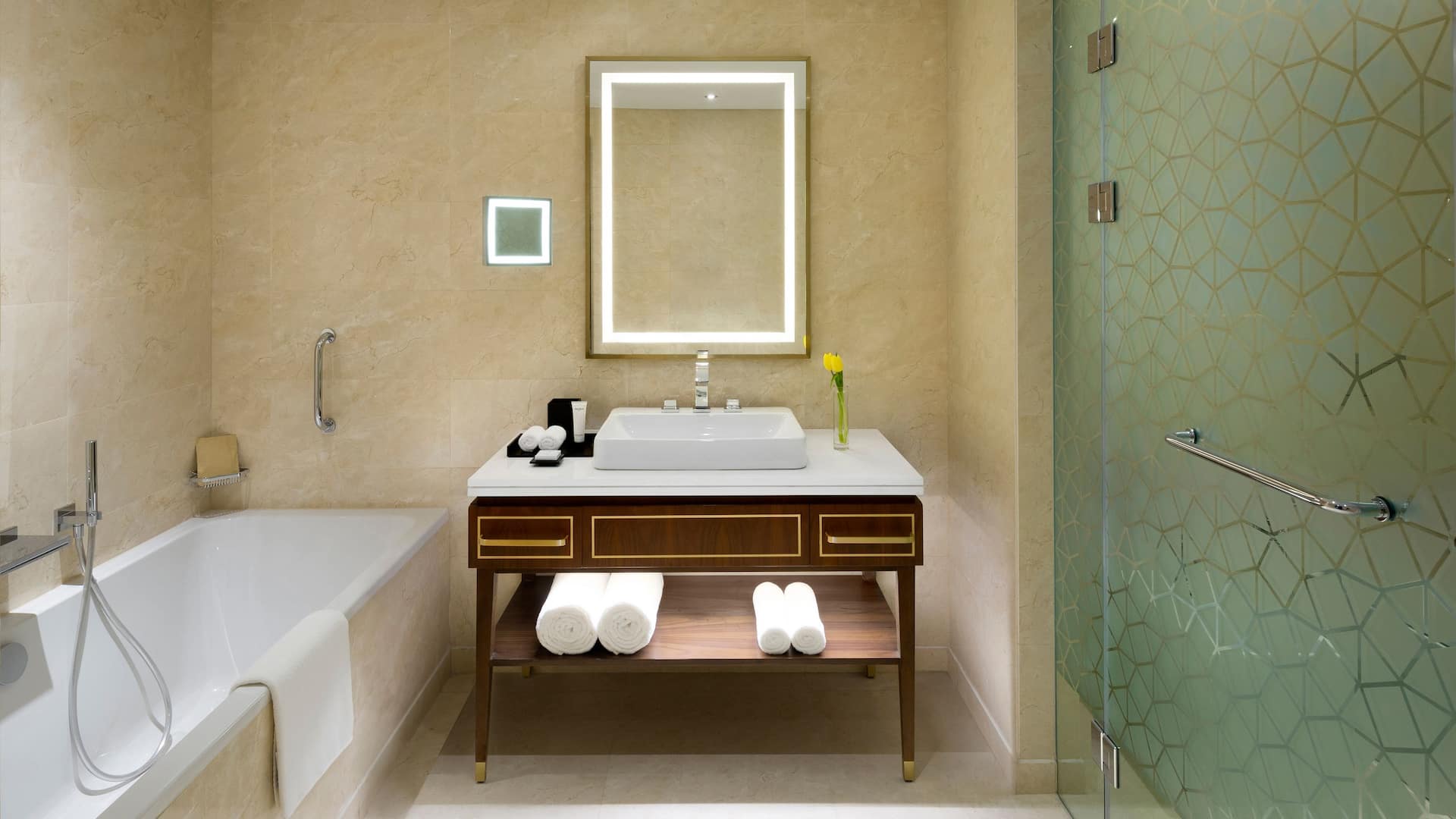 3/7 Grand Hyatt Al Khobar Hotel and Residences Grand Suite Bathroom