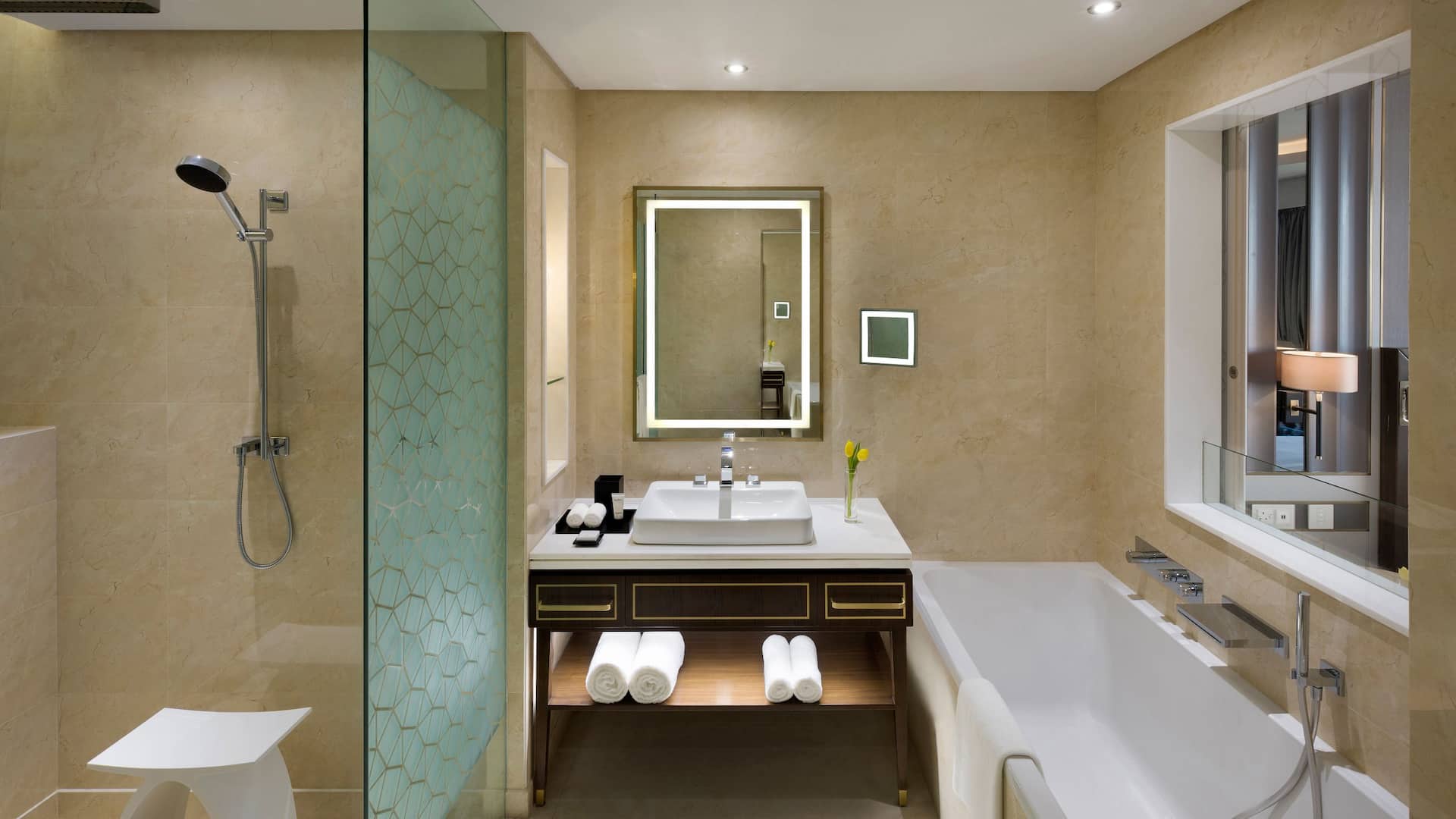 3/5 Grand Hyatt Al Khobar Hotel and Residences King Bathroom Window