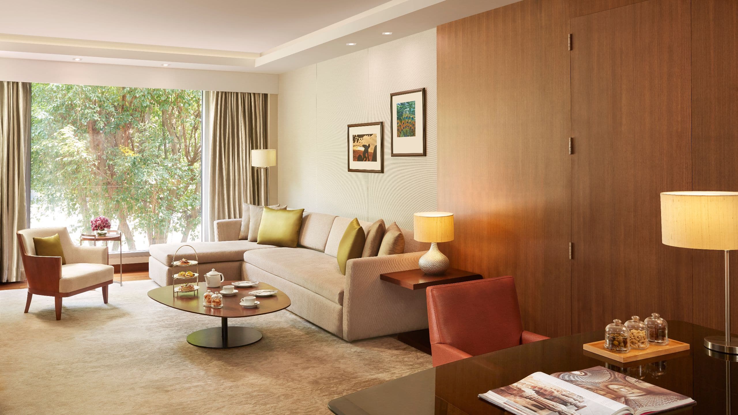 Grand Hyatt Mumbai Hotel & Residences Diplomatic Suite