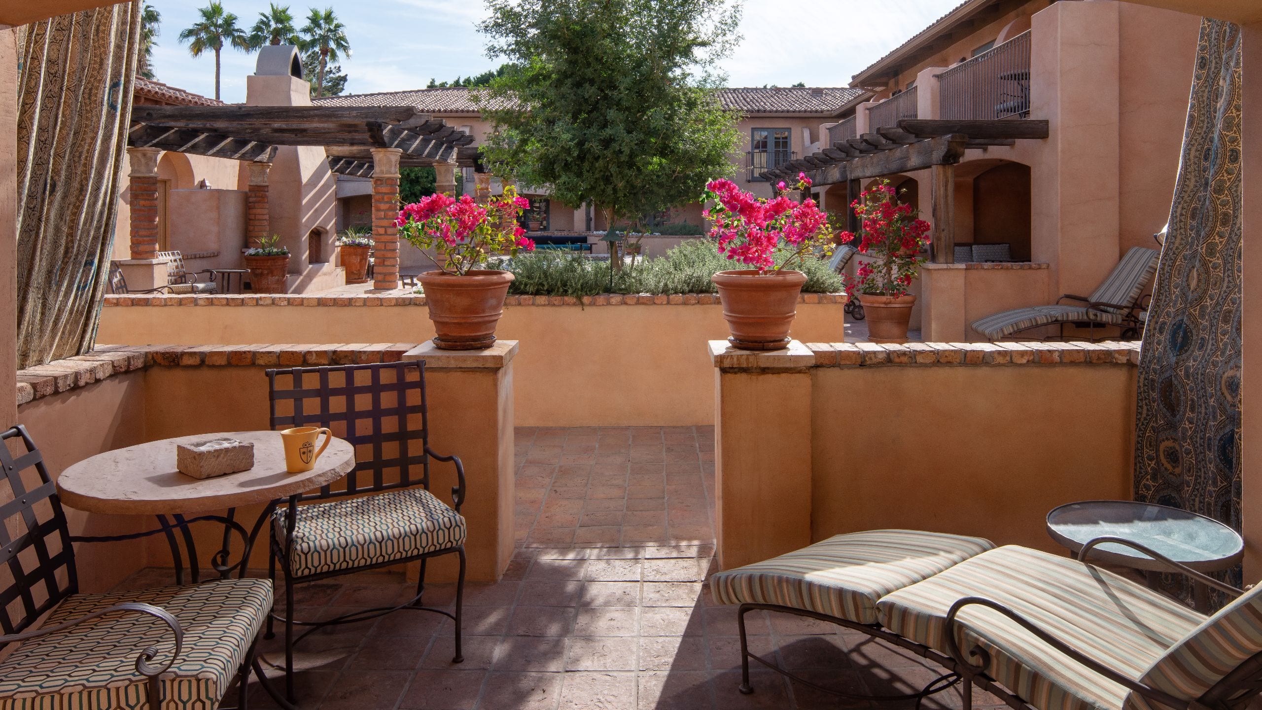 2/2 Royal Palms Resort and Spa Double Camelback View Terrace View