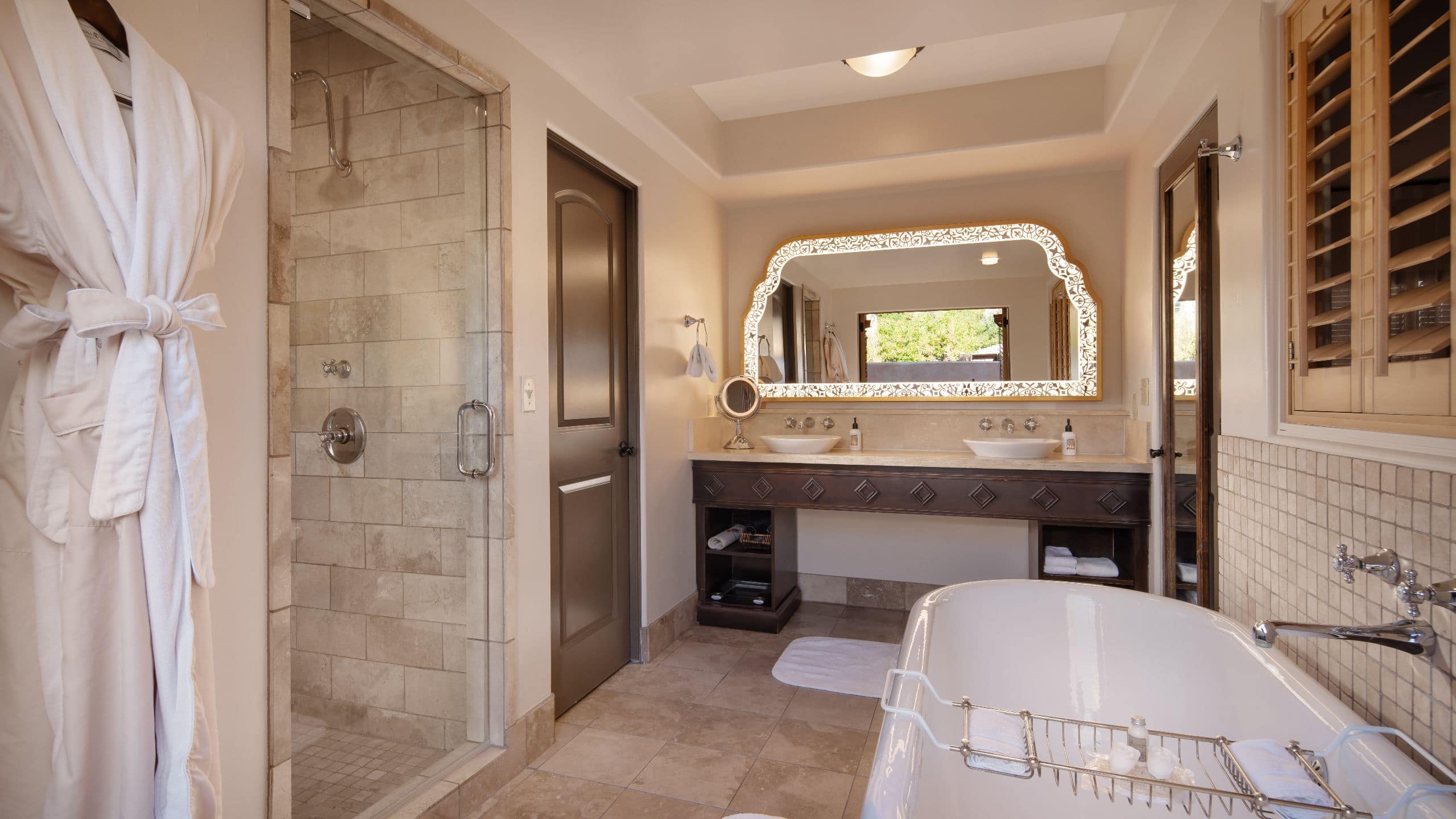 4/5 Royal Palms Resort and Spa Montavista Villa Bathroom
