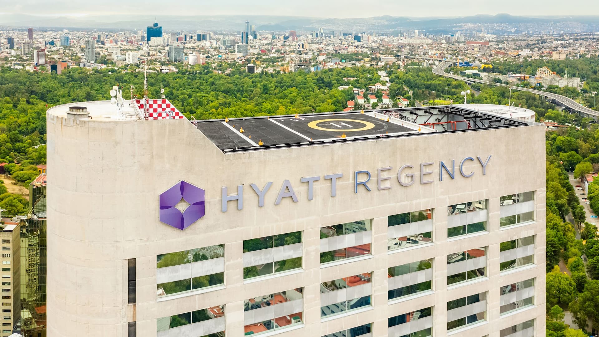 Hyatt Regency Mexico City Facade