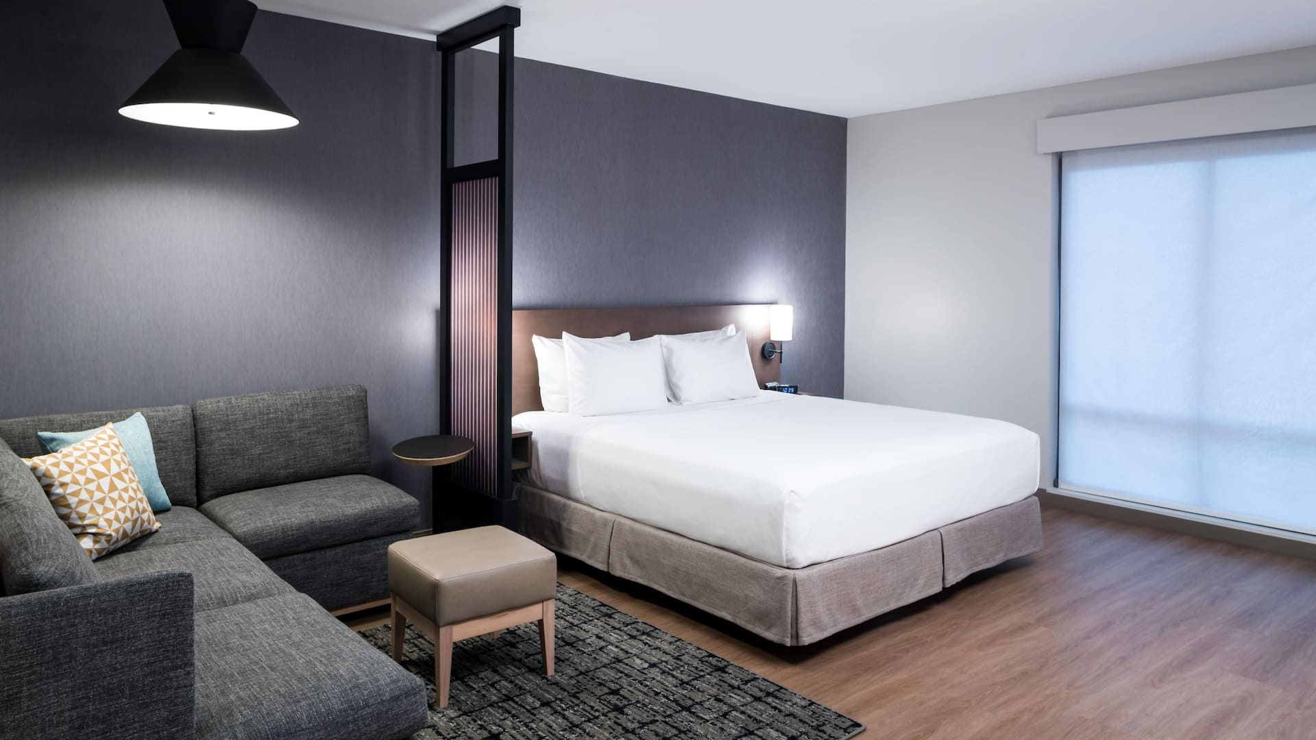 Hyatt House Tempe / Phoenix / University Accessible Two Queen with Tub