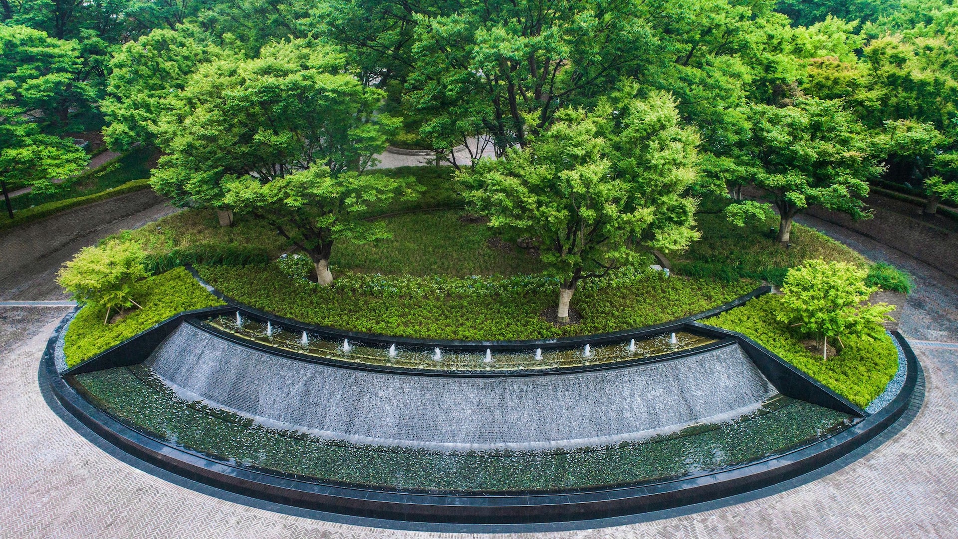 Grand Hyatt Seoul Exterior Cascade Top