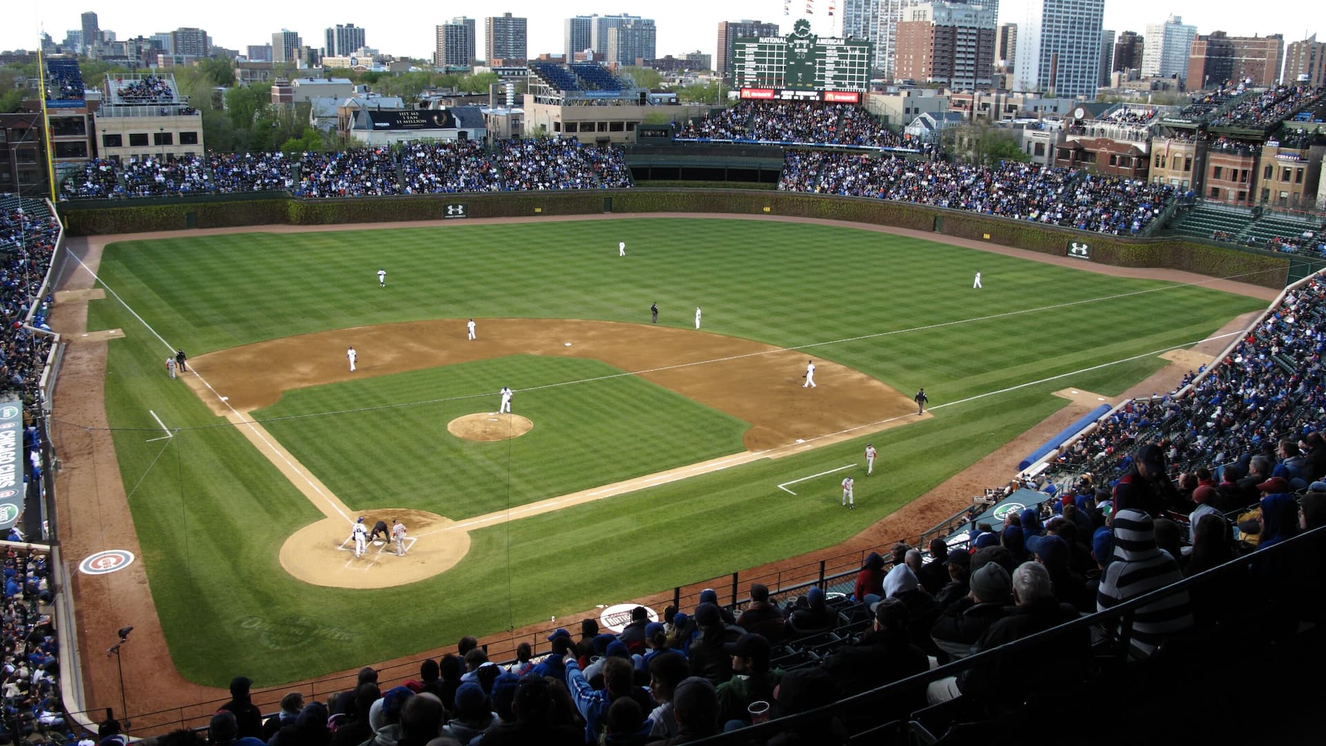 Hyatt House Chicago/Evanston Wrigley Field Baseball