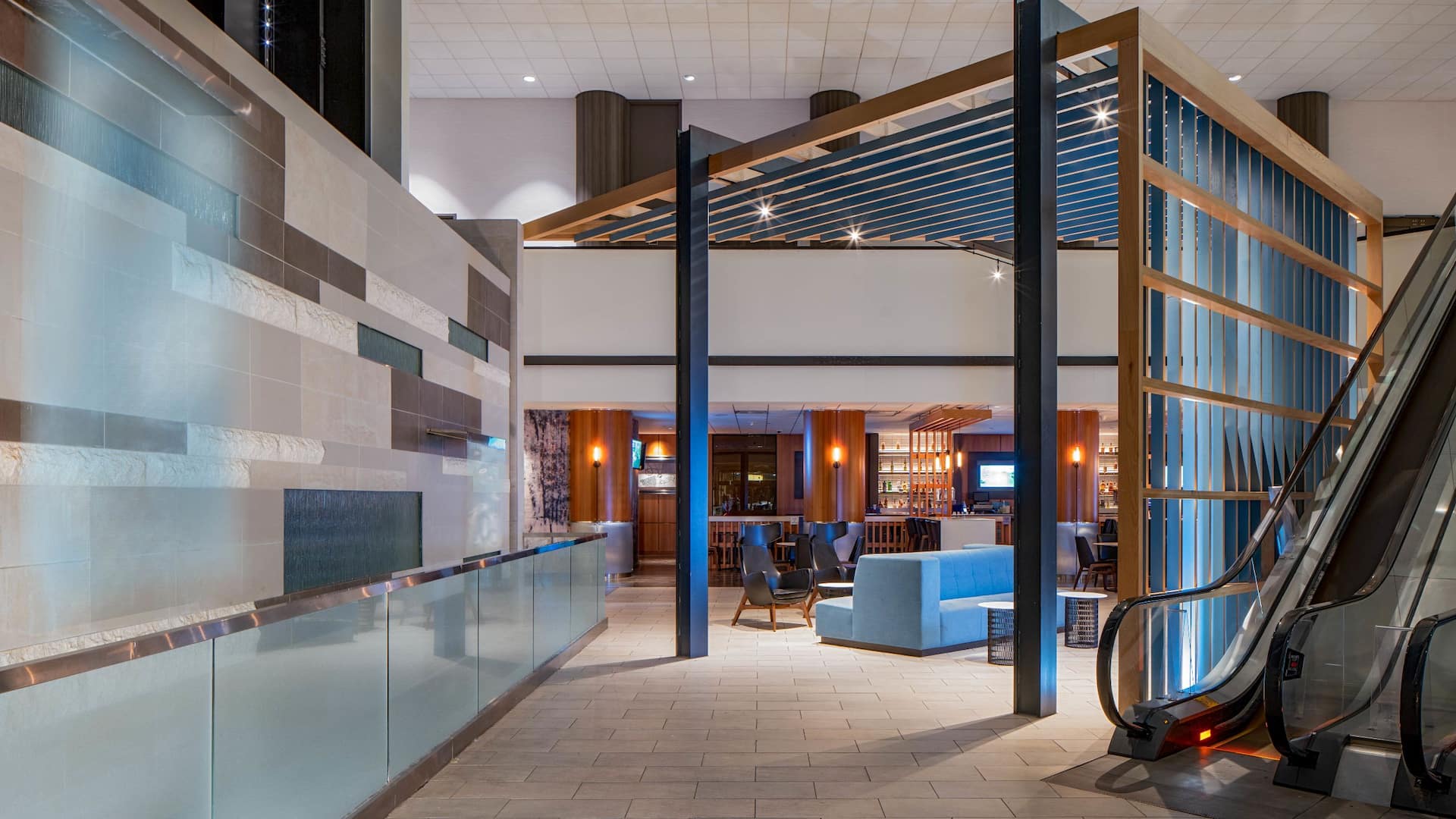 Hyatt Regency Indianapolis Lobby Fountain
