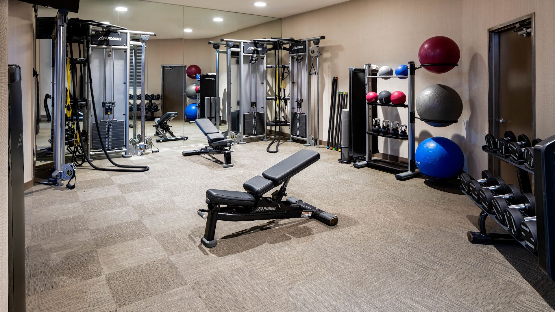 Hyatt Regency Indianapolis Fitness Center Equipment