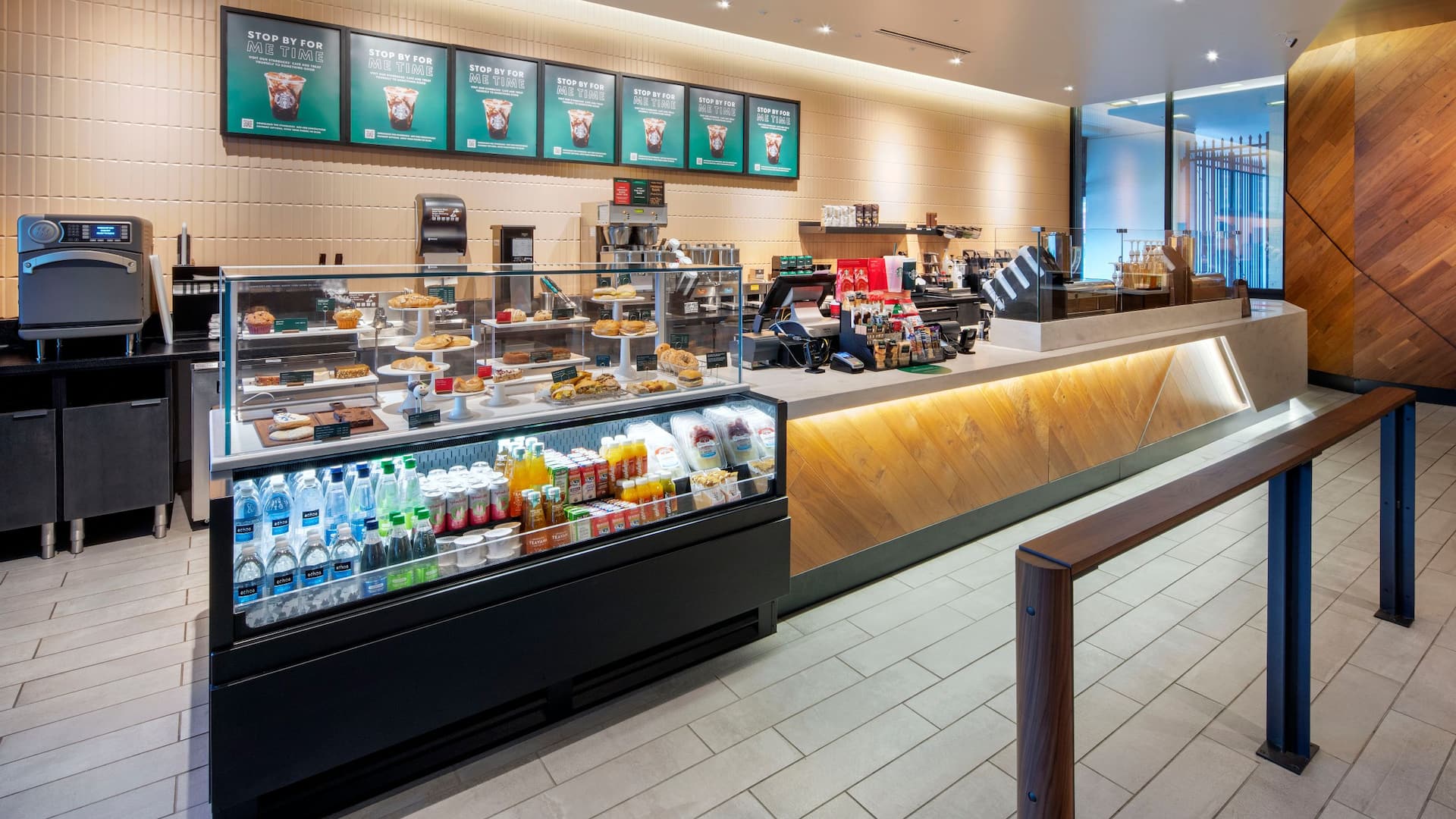 Hyatt Regency Milwaukee Starbucks Grab Go