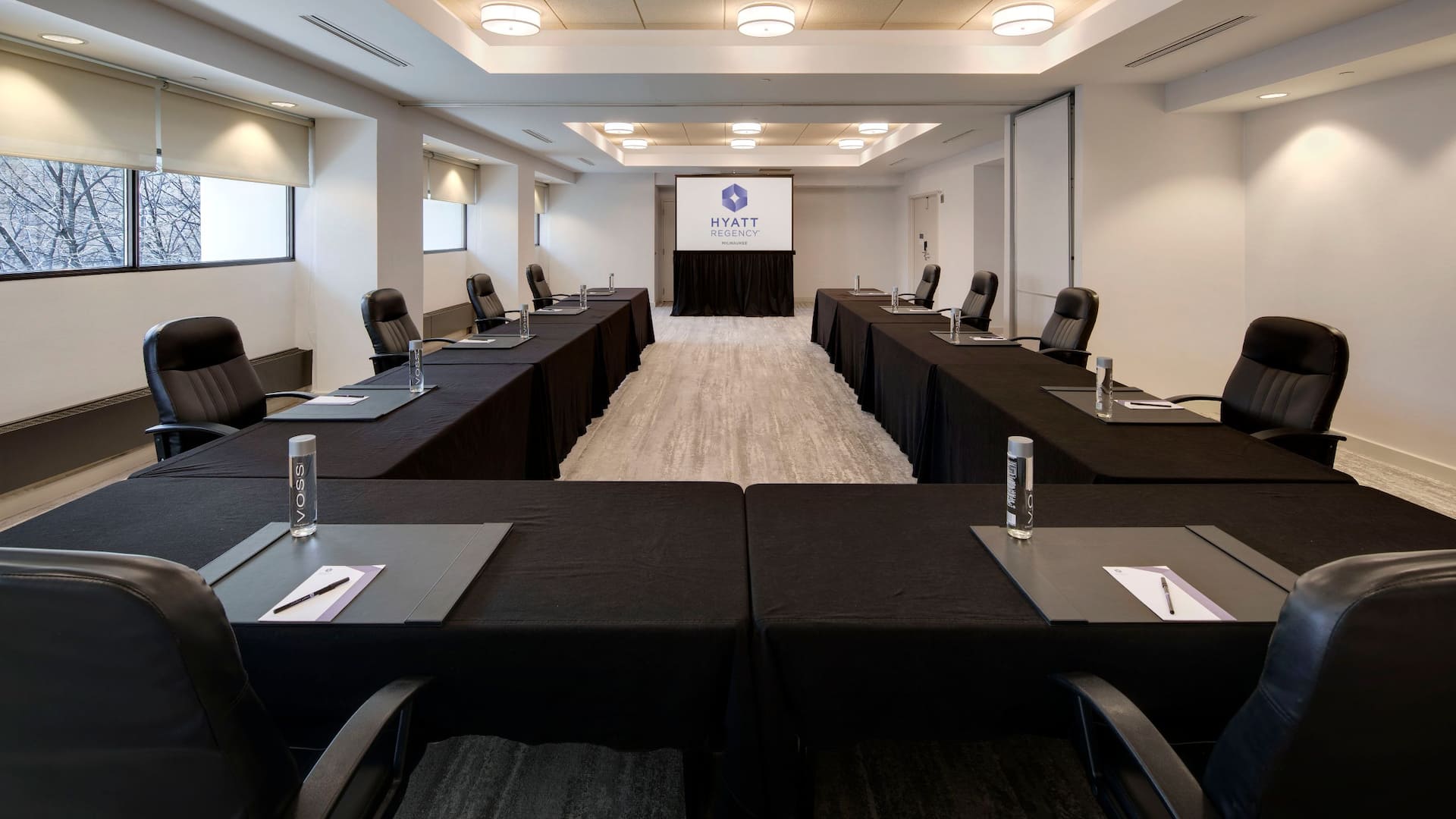 Hyatt Regency Milwaukee Renovated UShape Social Distance