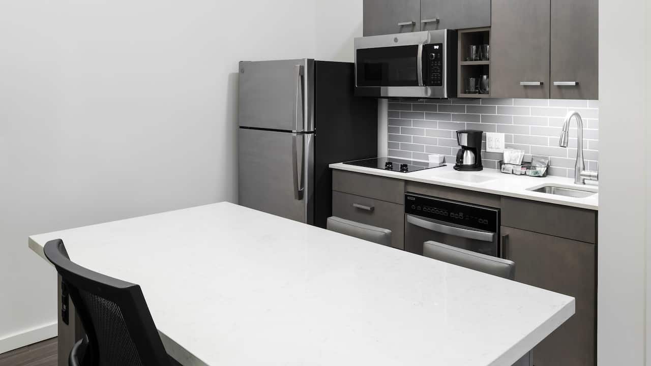 One Bedroom High Floor Studio Kitchen Suite