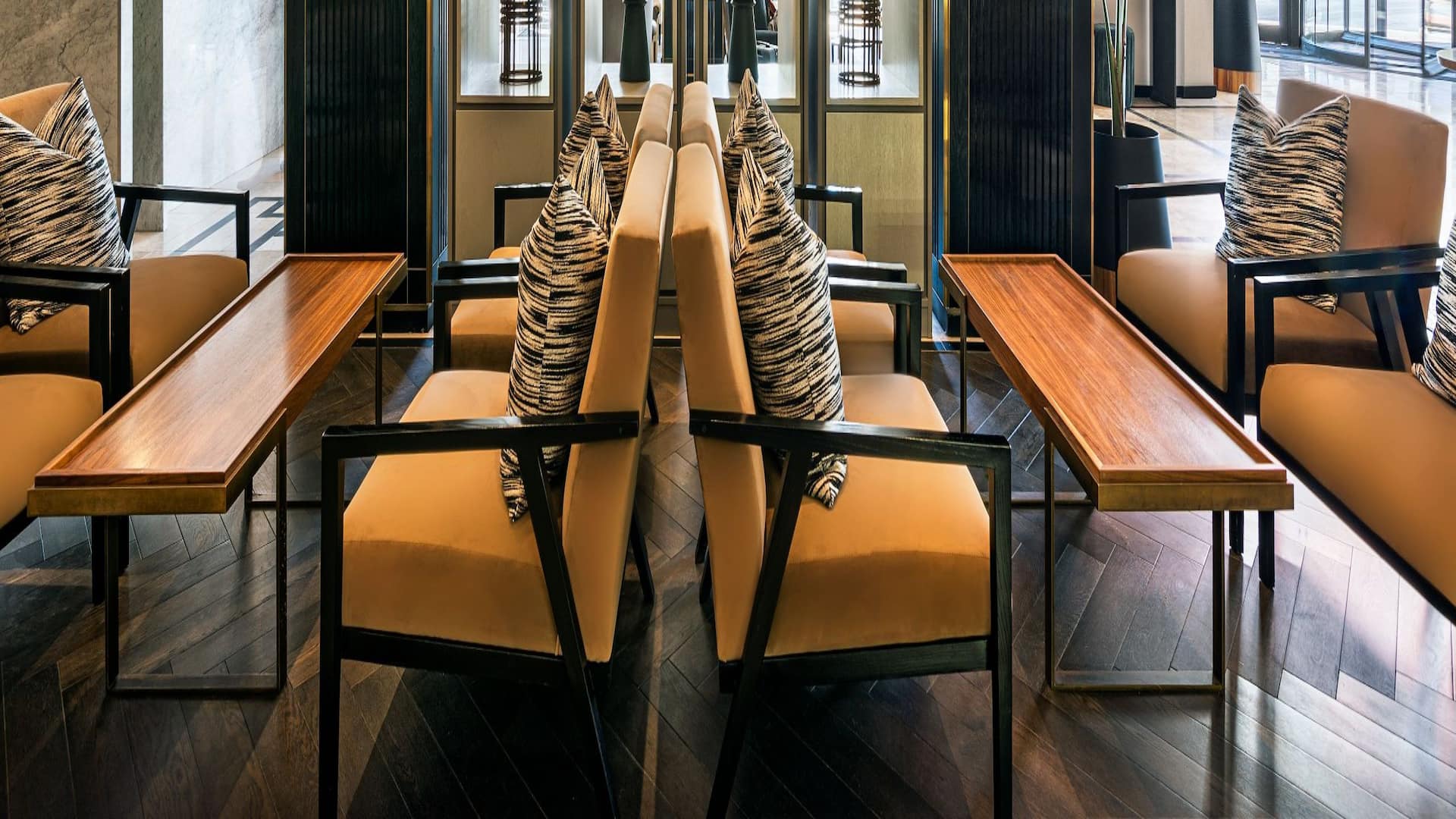 Hyatt Regency Cape Town Lobby Seating