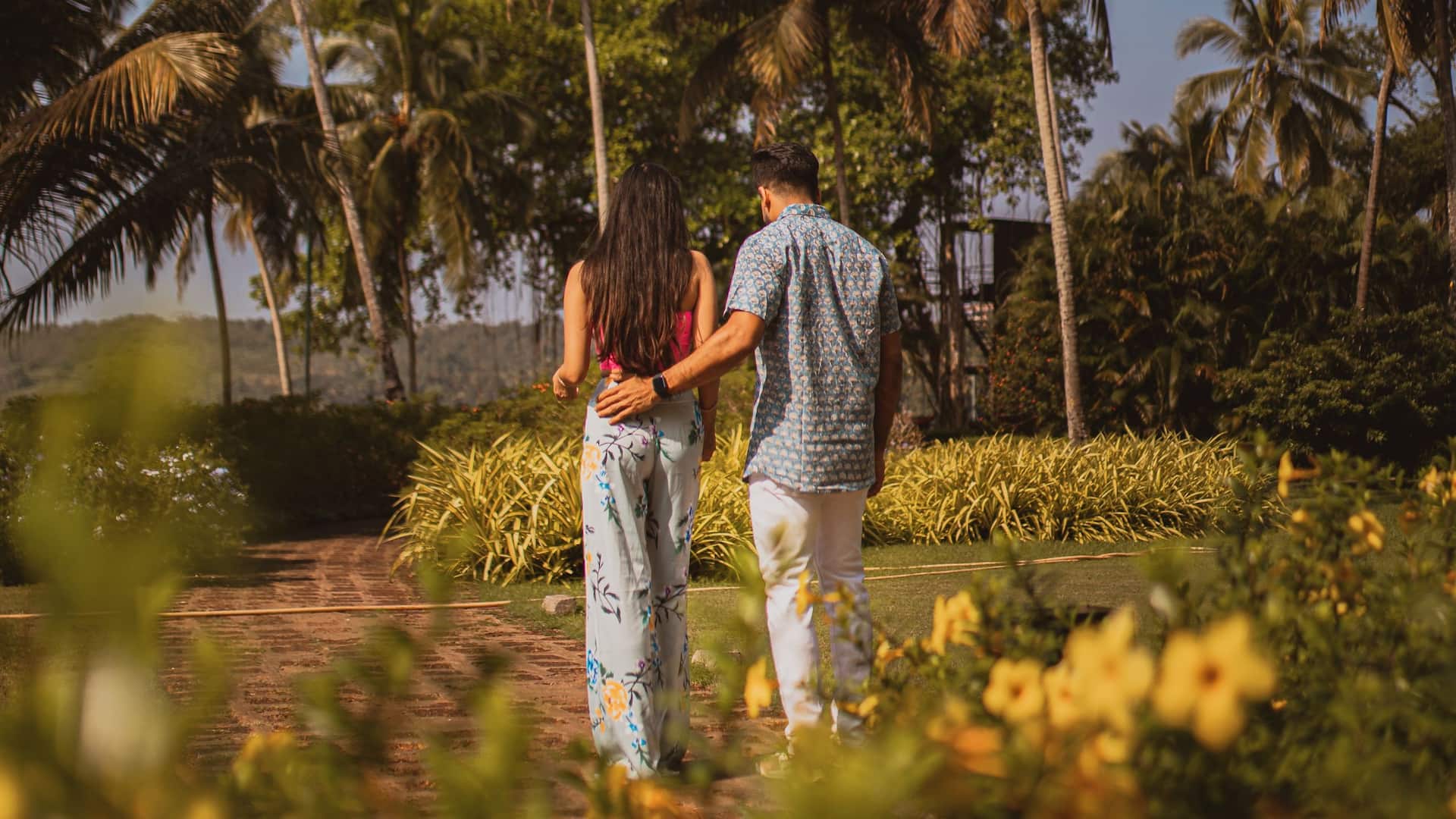 Grand Hyatt Goa Couple Walk In Gardens