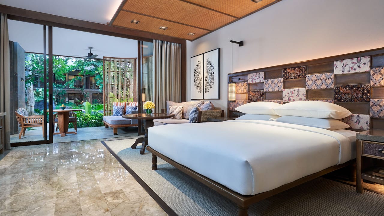 luxury hotel room in Bali
