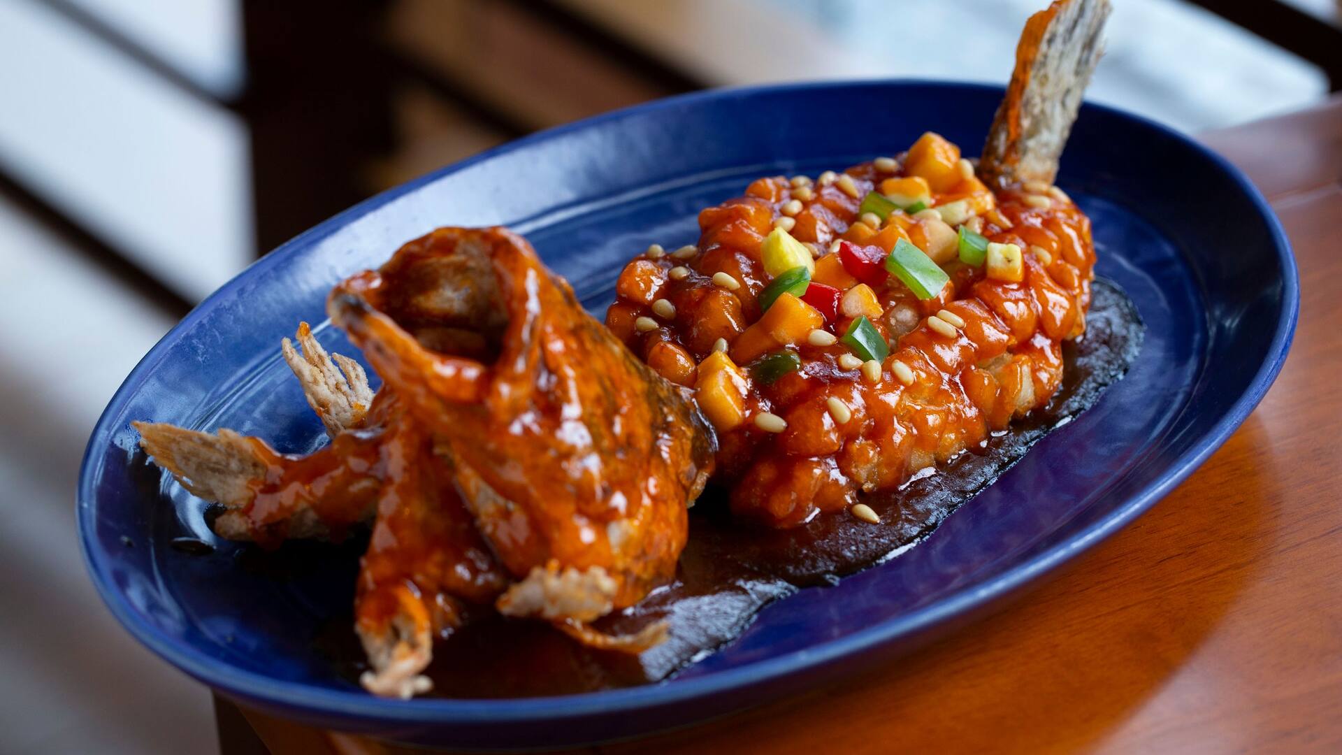 Grand Hyatt Macau Beijing Kitchen Crispy Mandarin Fish