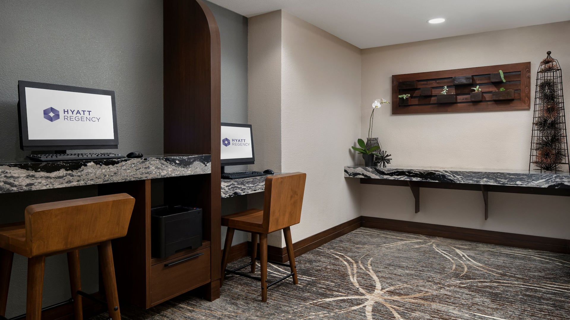 Hyatt Regency Westlake Business Center