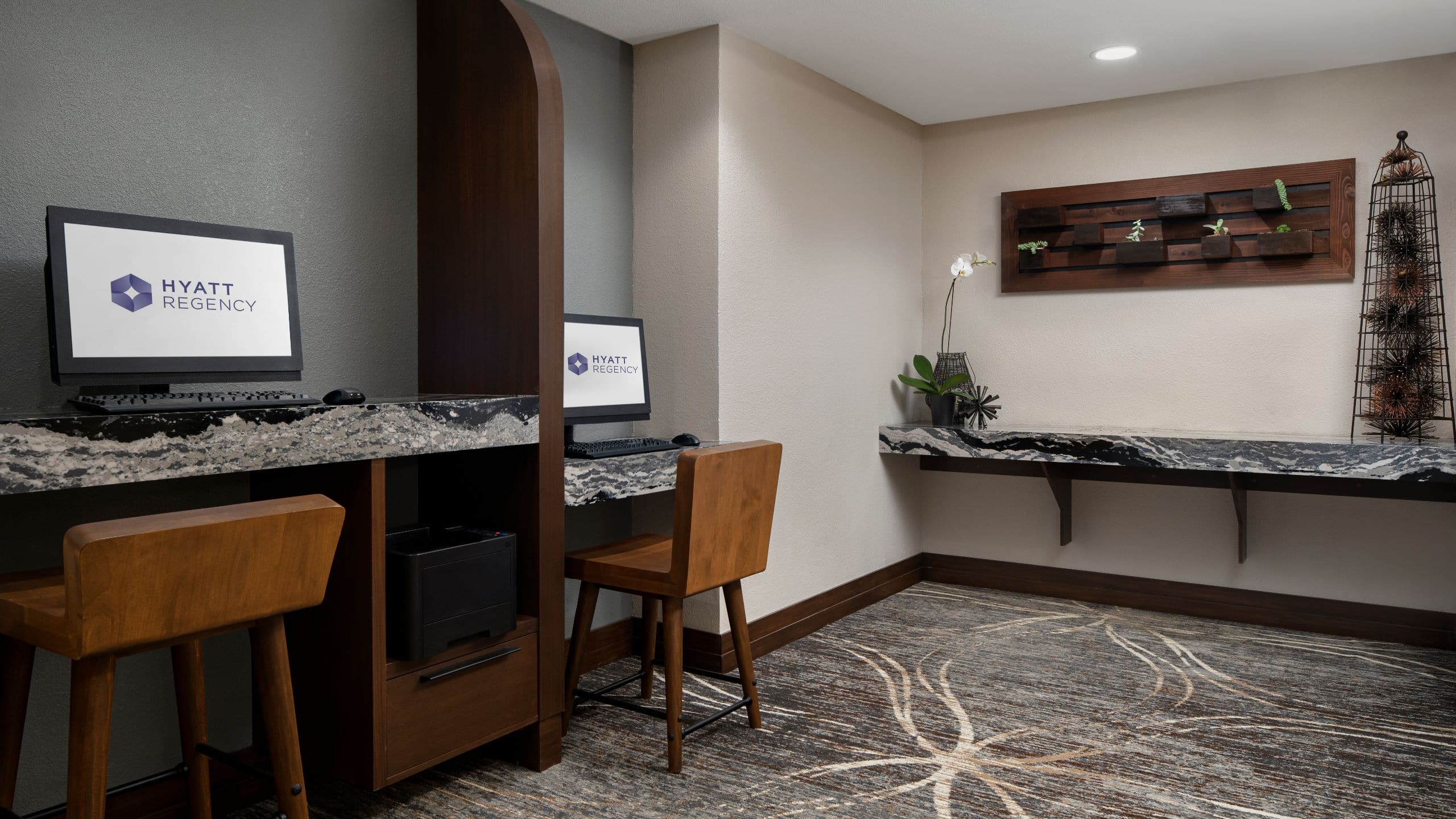 Hyatt Regency Westlake Business Center