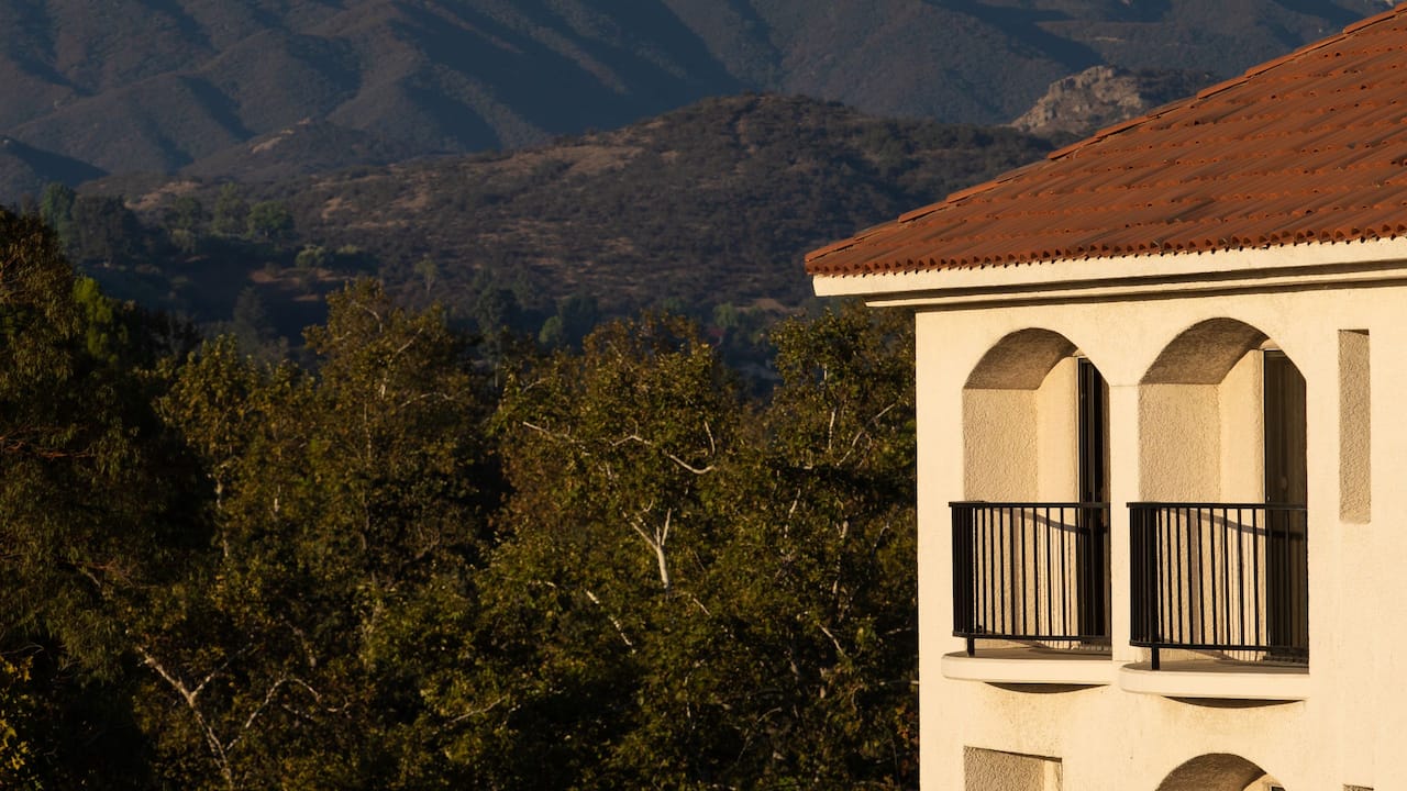 Promenade Suite | Hyatt Regency Westlake