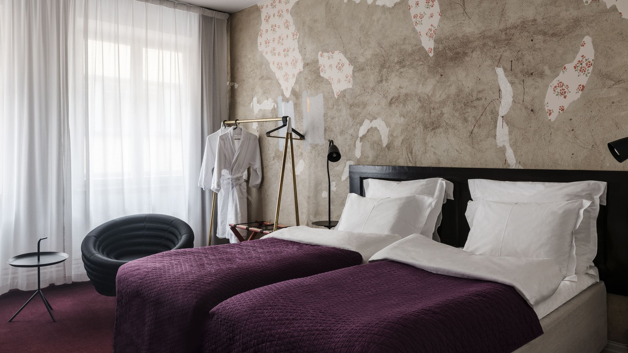 2 von 7 Story Hotel Riddargatan Twin Guestroom