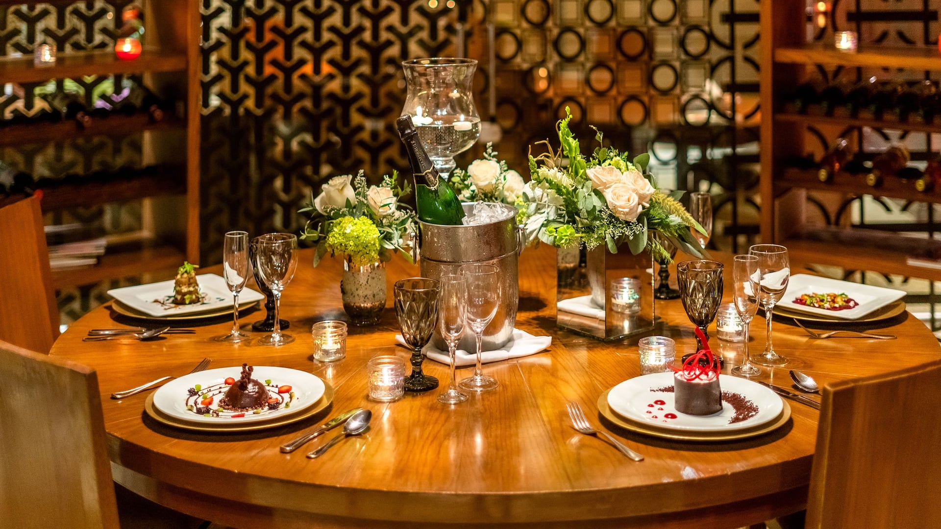 1 of 1 Hyatt Regency Villahermosa Bugambilia Dinner Setup