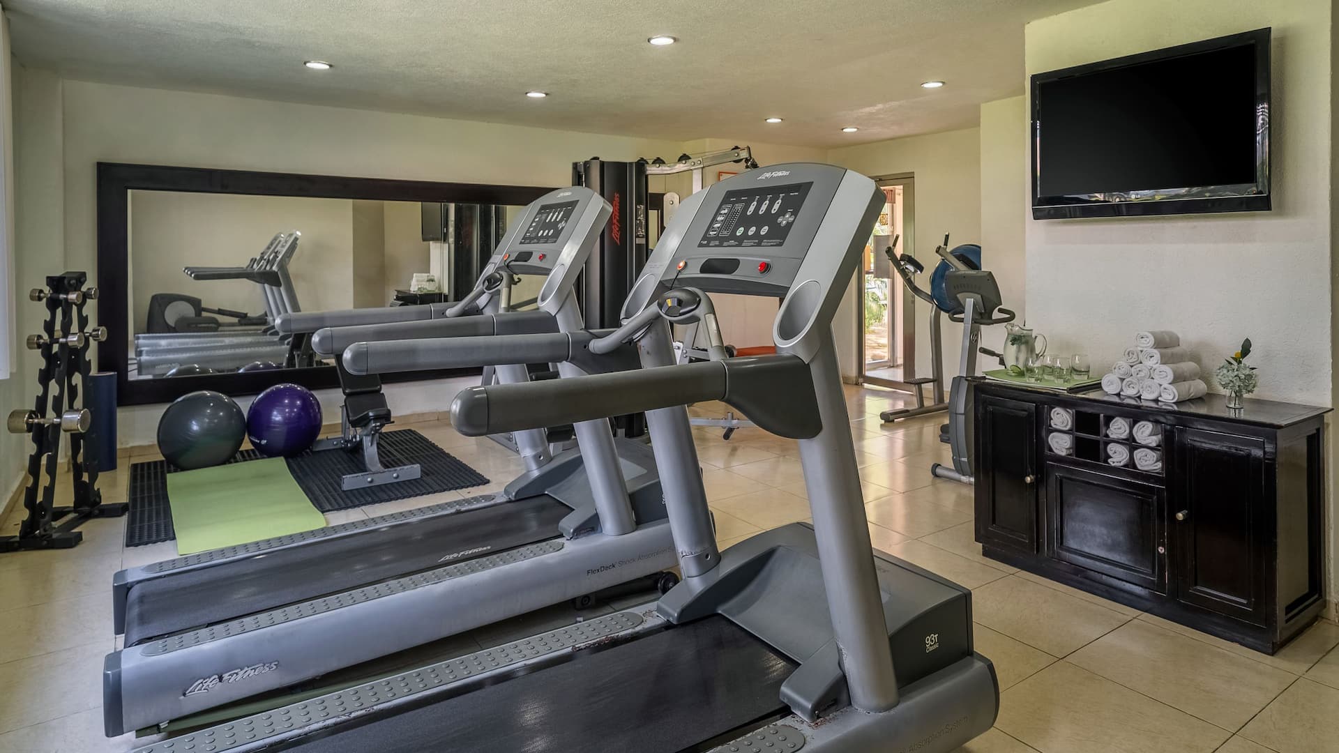 Hyatt Regency Villahermosa Fitness Center Service