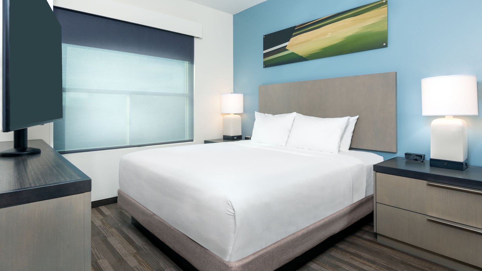 Hyatt House Tampa Airport / Westshore King Studio