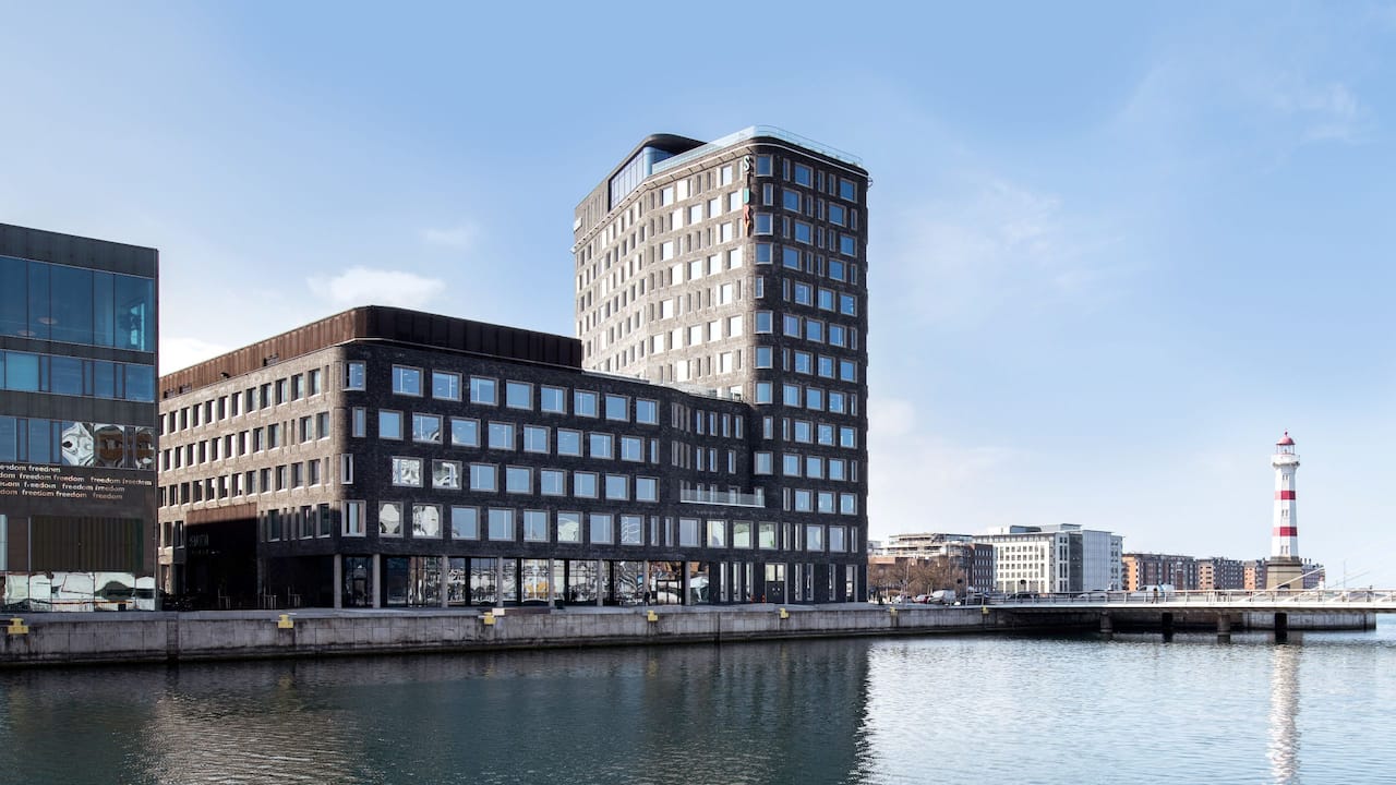 Hotel building Story Hotel Studio Malmo and the waterside 