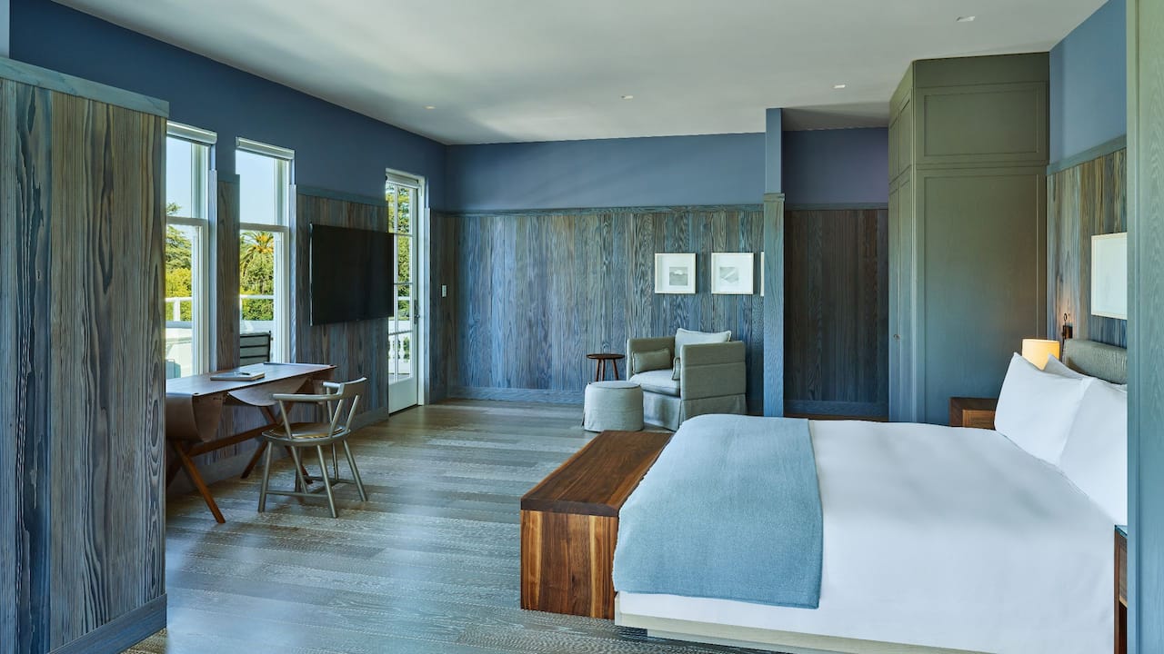 Historic Farmhouse Suite