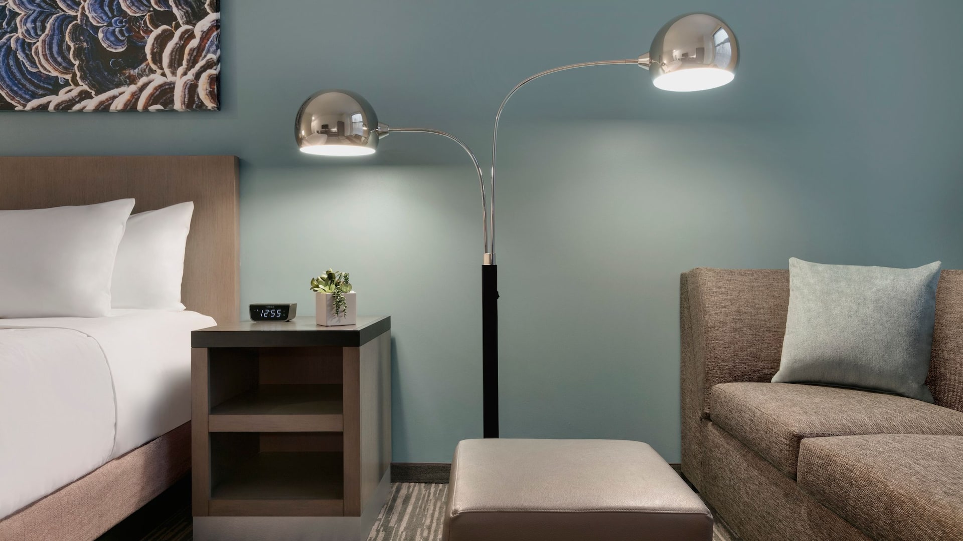 Hyatt House Atlanta / Perimeter Center One King Den