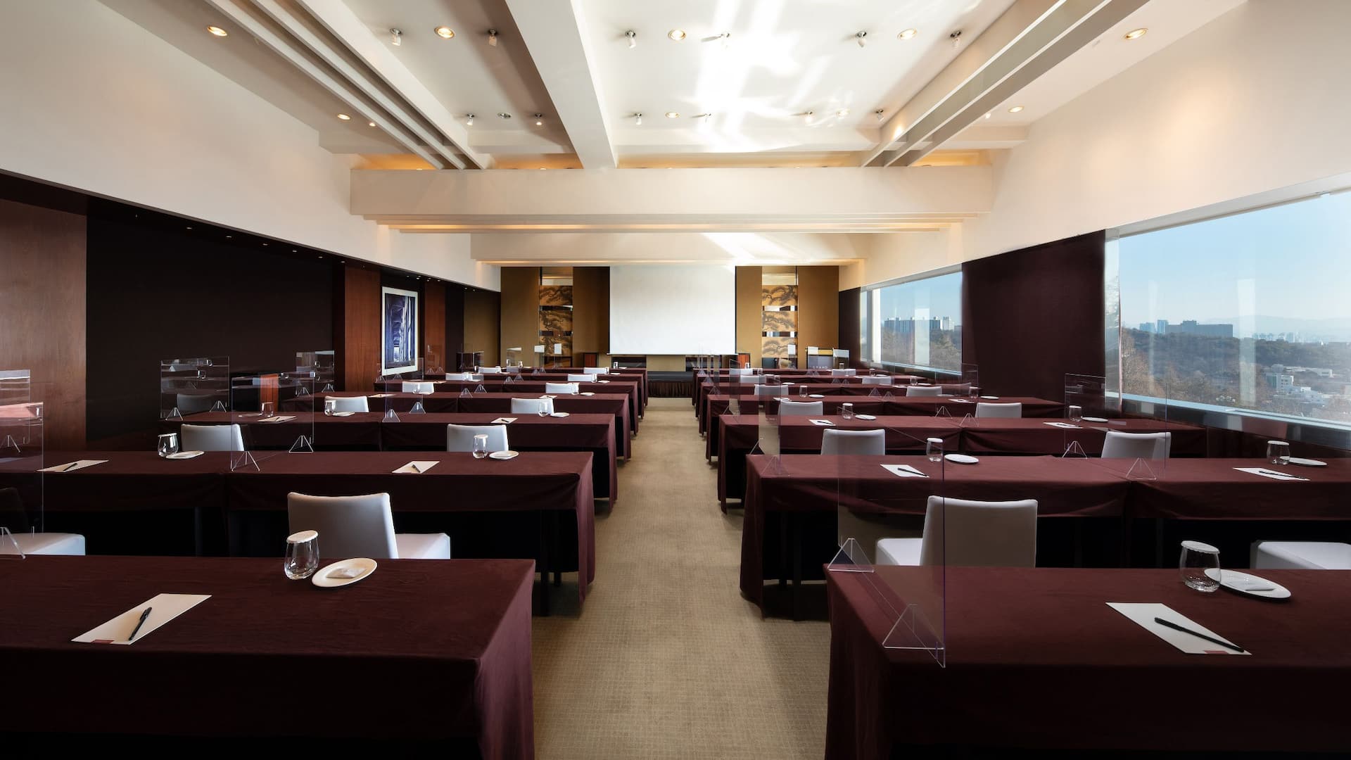 Grand Hyatt Seoul Hybrid Meeting Brown Classroom Setup