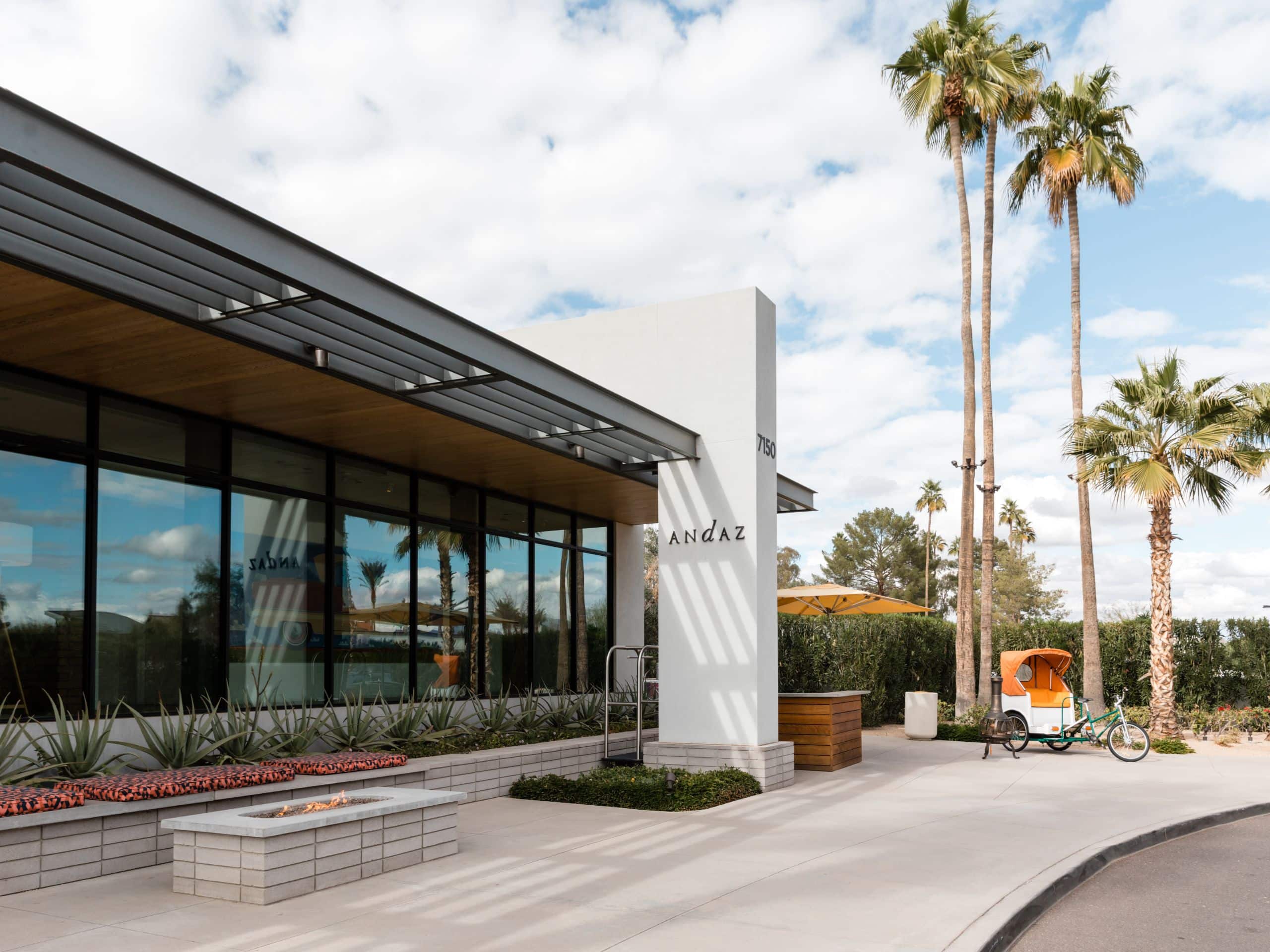 Andaz Scottsdale Resort & Bungalows Resort Entrance