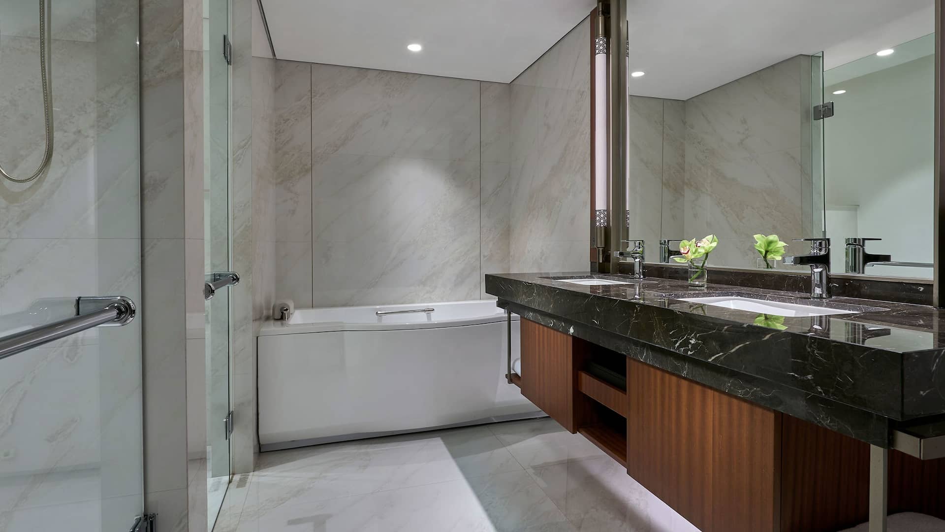 5 von 5 Grand Hyatt Jakarta Deluxe Bathroom