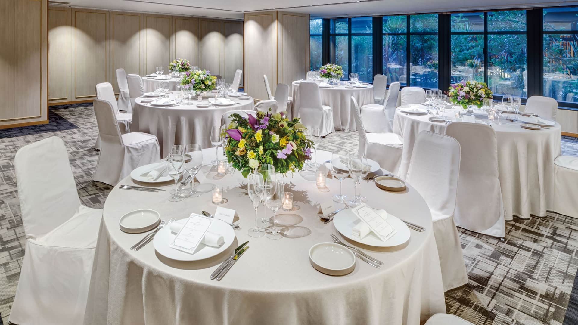 Hyatt Regency Tokyo Bay Banquet Room Party Setup Rounds