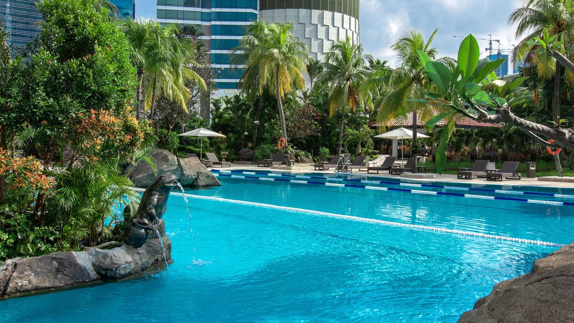 Grand Hyatt Jakarta Lagoon Pool