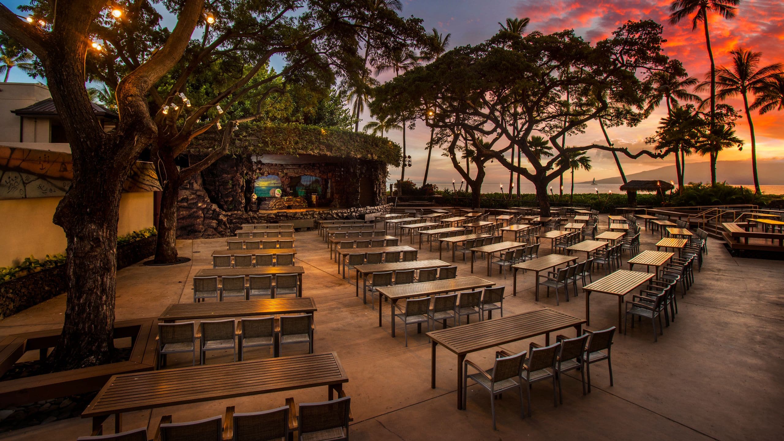 Hyatt Regency Maui Resort and Spa Activities Luau Sunset Social Distance
