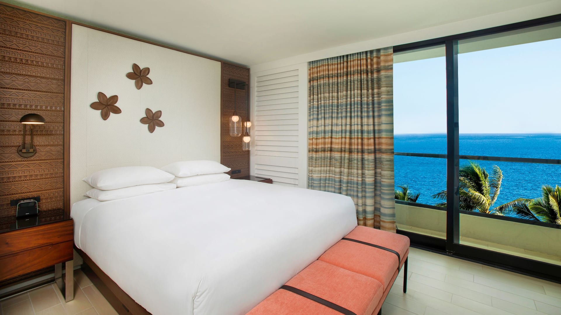 2/4 Hyatt Regency Maui Resort and Spa Ocean Suite King Bedroom