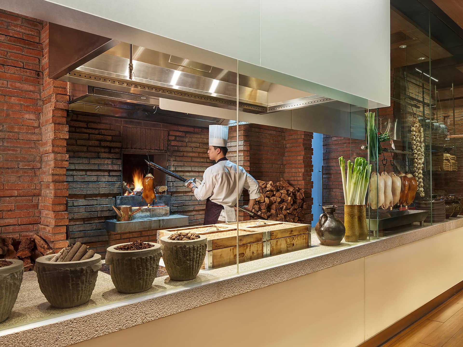 Hyatt Regency Metropolitan Chongqing Made in China Chinese Restaurant Duck Oven