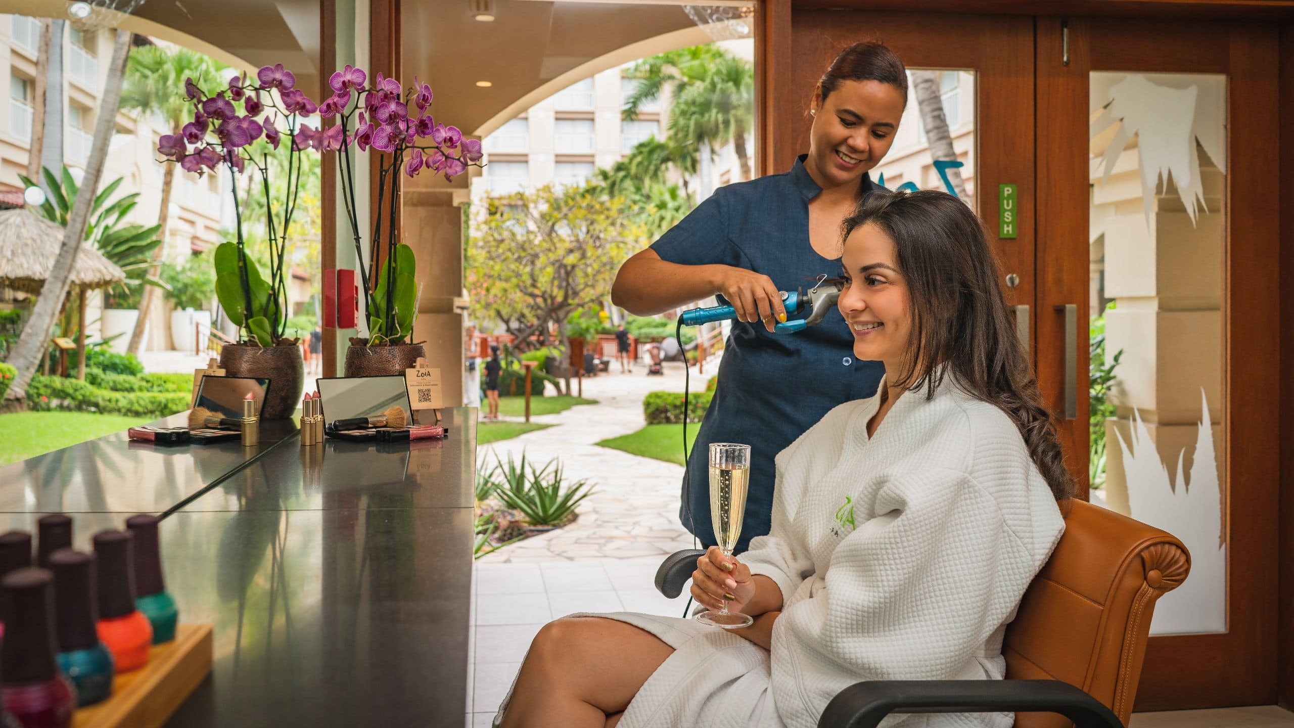 Hyatt Regency Aruba Resort Spa and Casino ZoiA Spa Salon Hair Service